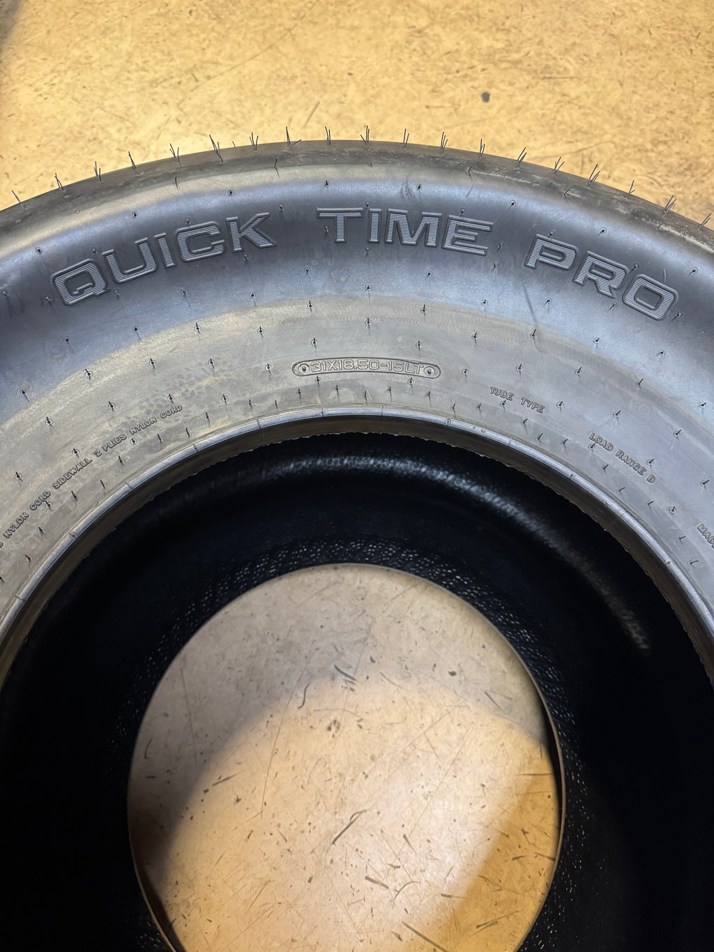 HOOSIER QUICK TIME PRO OWL LT 31 18.5 15 2PLY DRAG TIRE 17810