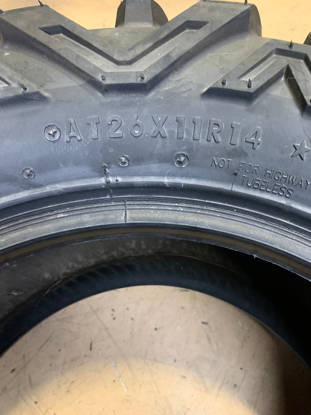 NOS MAXXIS BIGHORN RWL AT  26 11 14  ATV/UTV TIRE TM00230100