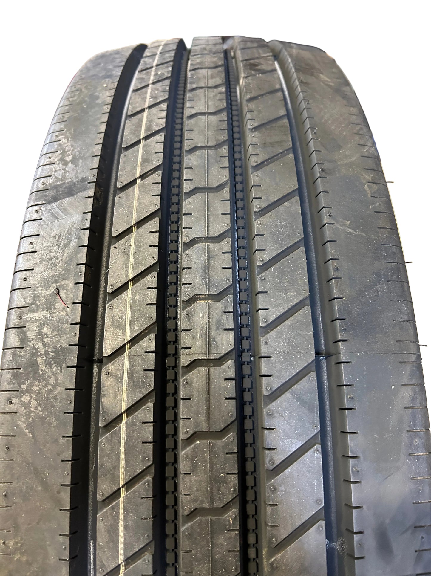ROADMASTER RM272 BSW 255 70 22.5 140/137L 16PLY ALL POSITION TIRE 173017001