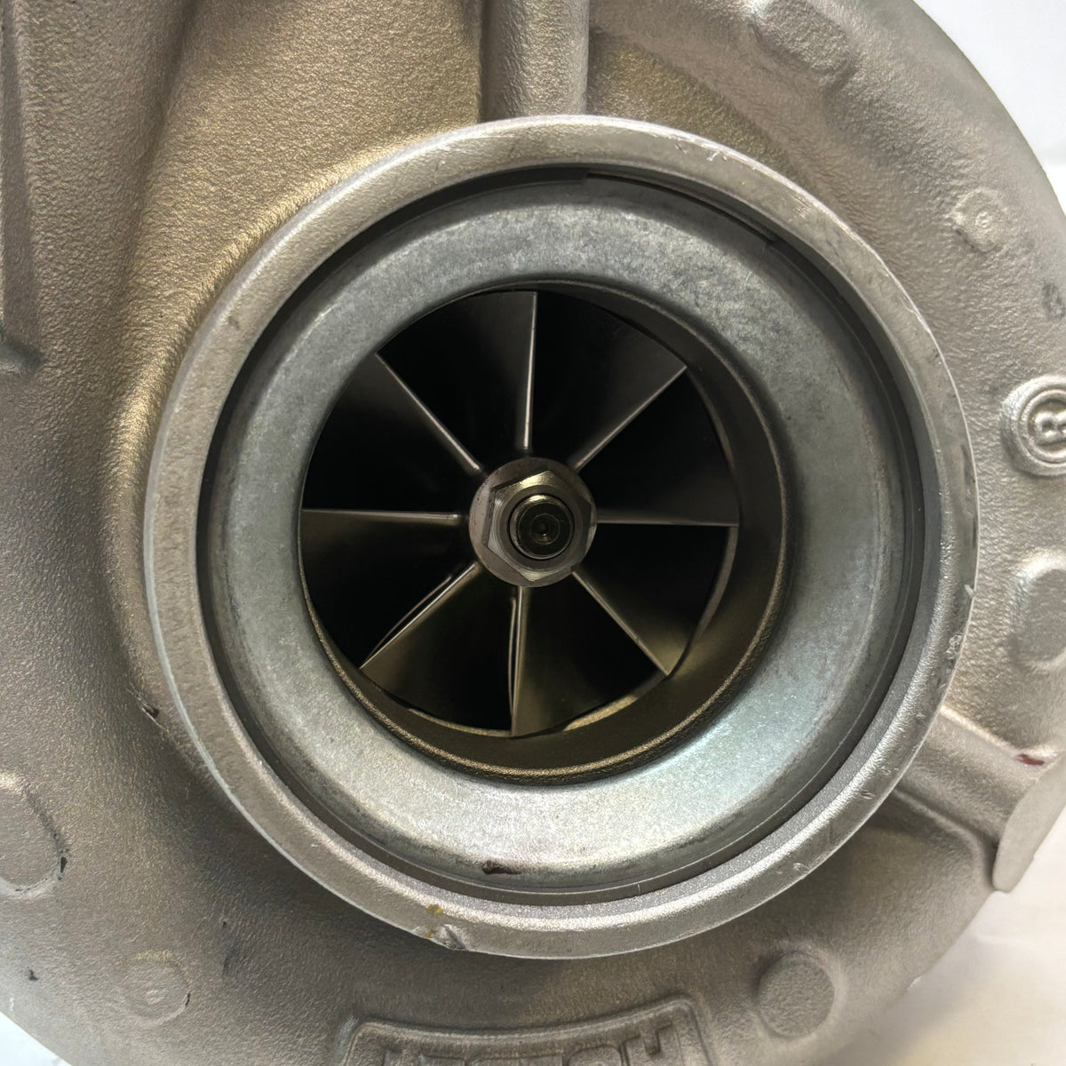 REMANUFATURED CUMMINS TURBOCHARGER HX60W 4955815RX