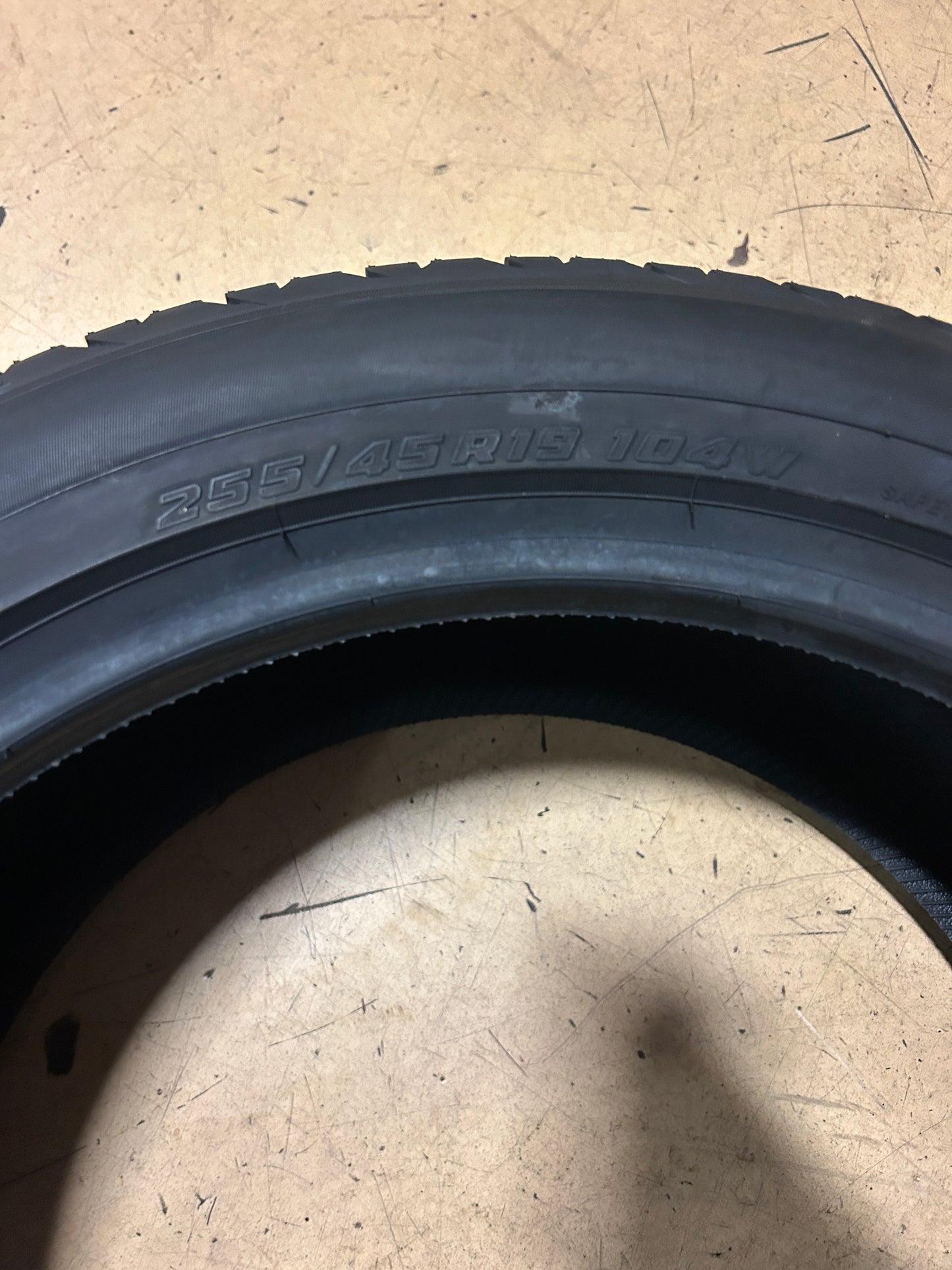 YOKOHAMA ADVAN SPORT EV A/S BSW P 255 45 19 104W XL UHP ALL SEASON TIRE 110140563