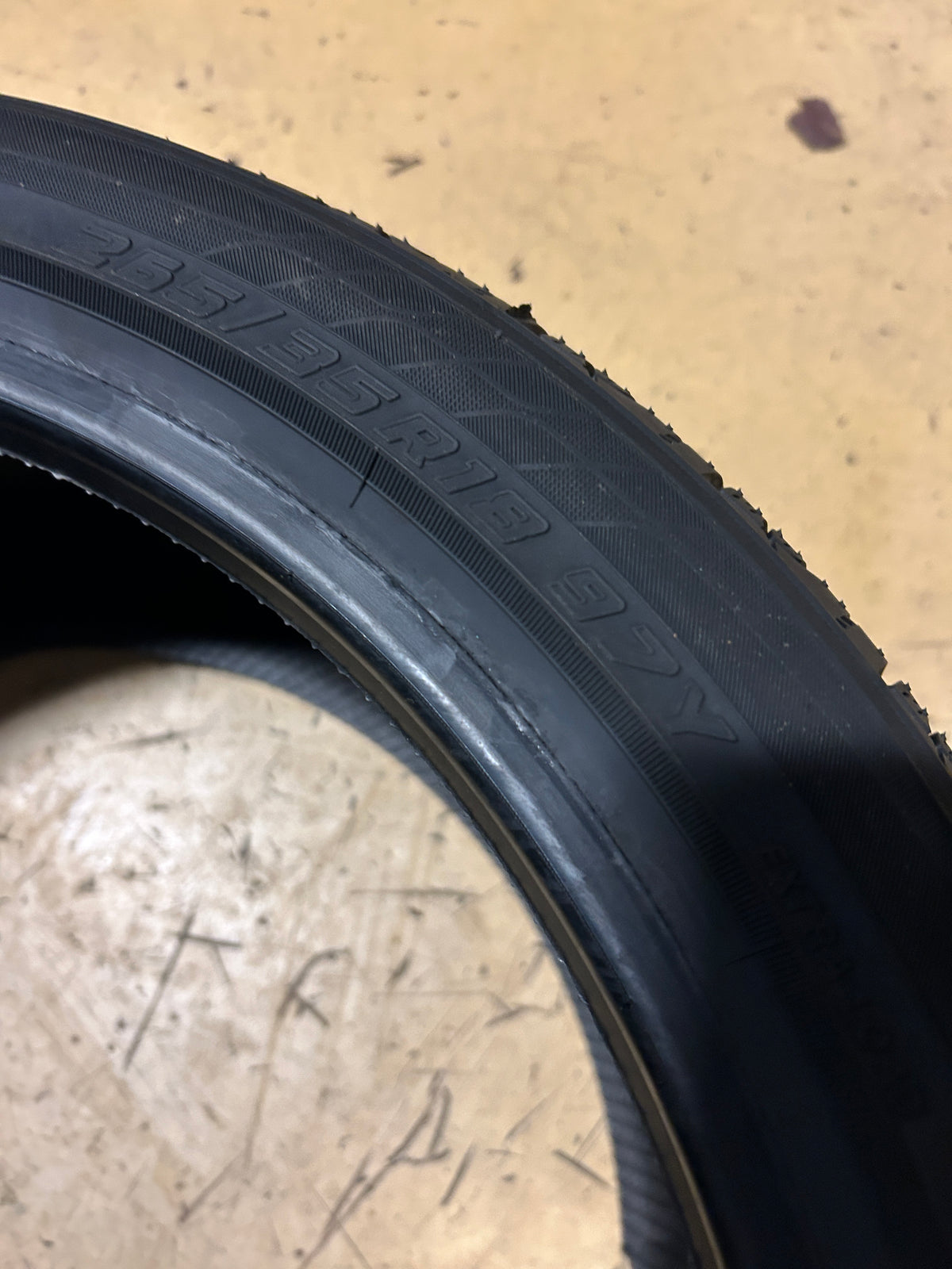 YOKOHAMA ADVAN SPORT A/S PLUS BSW P 265 35 18 97Y XL ALL SEASON TIRE 110140613