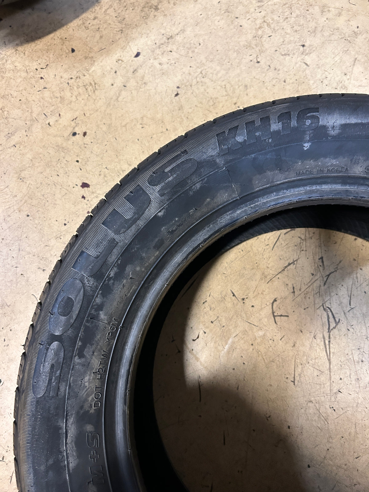 KUMHO SOLUS KH16 BSW P 205 60 16 91H ALL SEASON TIRE 1745613