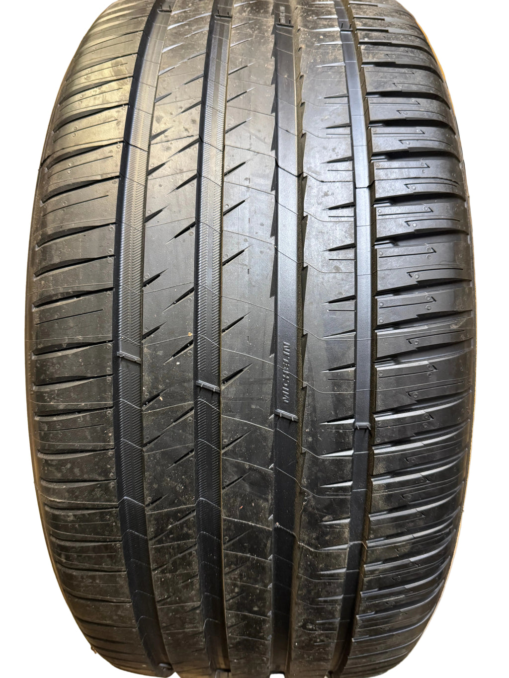 MICHELIN PILOT SPORT EV (FOAM) BSW P 255 35 21 98W XL UHP SUMMER TIRE 04270