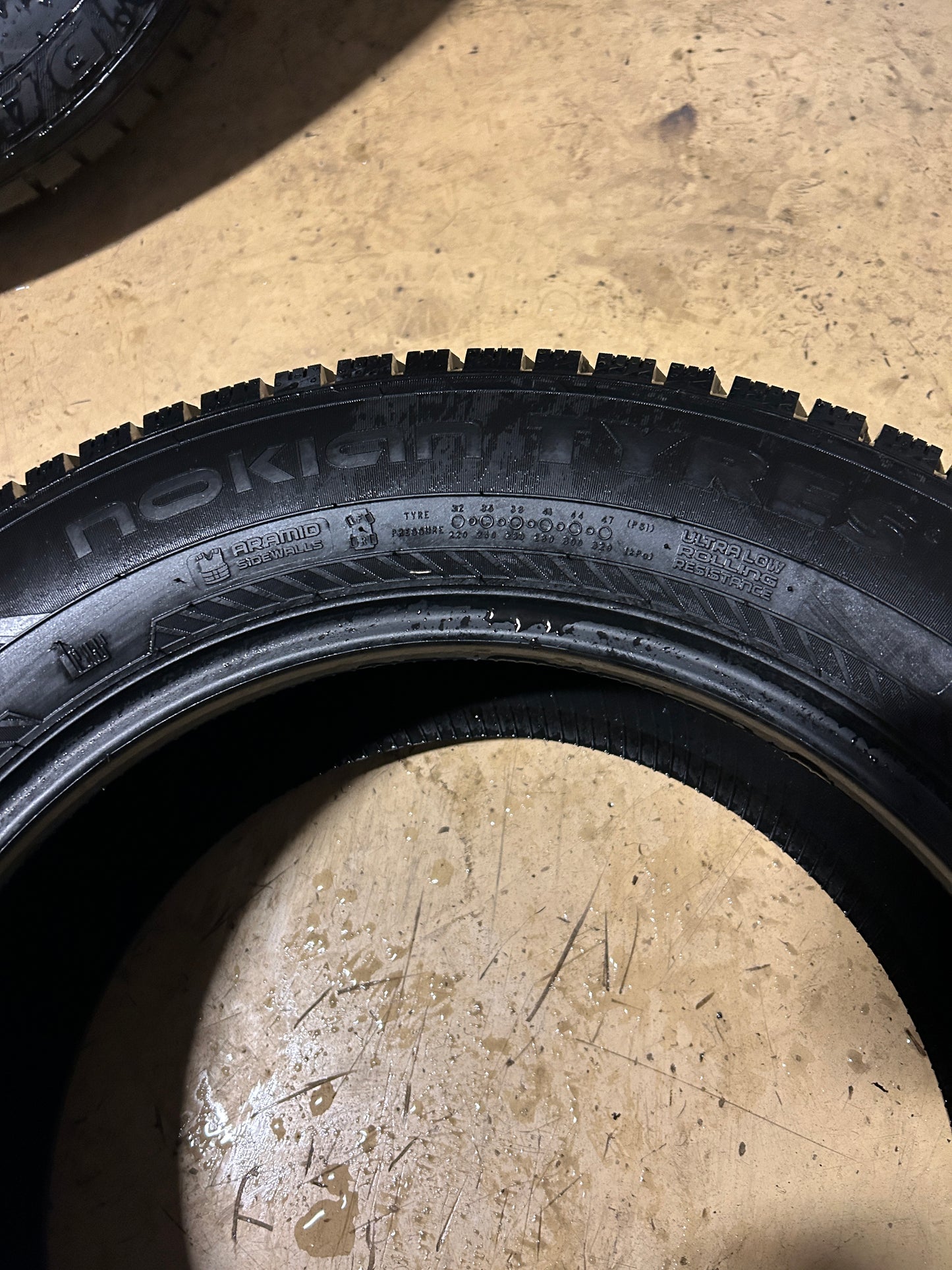 NOKIAN HAKKAPELIITTA R5 SUV BSW P 225 60 17 103R XL WINTER TIRE T432199