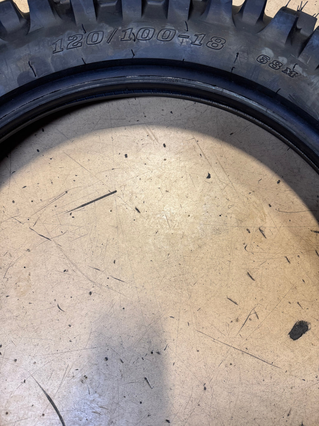 DUNLOP SPORTS D739 BSW  120 100 18 68M REAR MOTORCYCLE TIRE 45141309