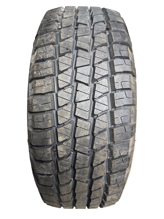 NOS STARMAXX INCURRO ST440 A/T BSW P 265 70 15 116T ALL TERRAIN TIRE 63183
