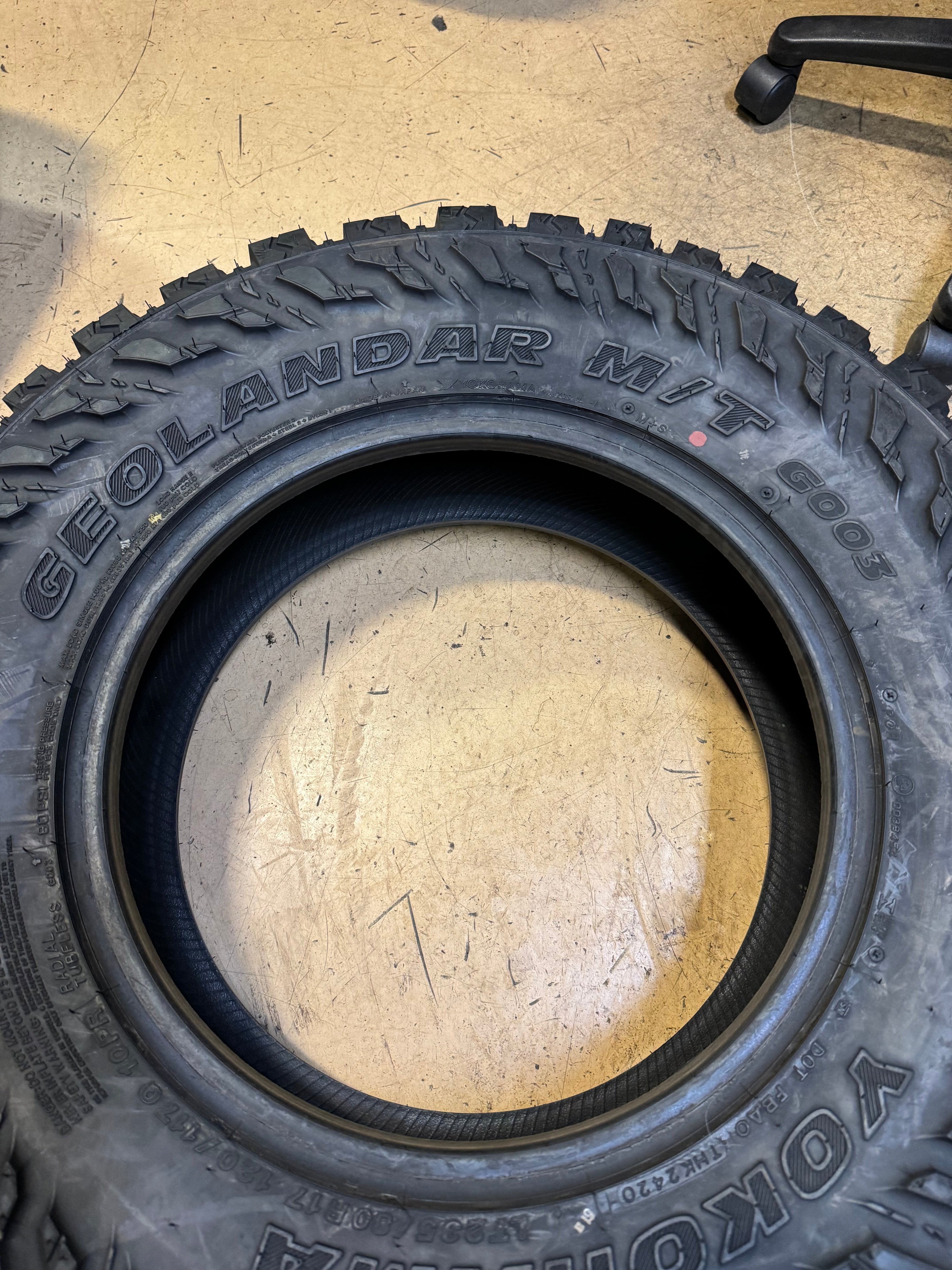 (KSL ONLY) NOS YOKOHAMA GEOLANDAR M/T G003 BSW LT 235 80 17 120/117Q 10PLY MUD TERRAIN TIRE 110133321