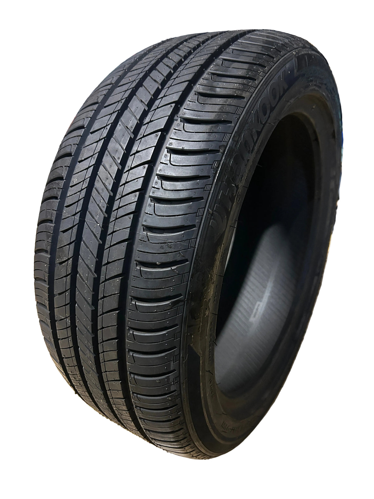 NOS HANKOOK KINERGY GT BSW P 225 45 17 91W ALL SEASON TIRE 1024034