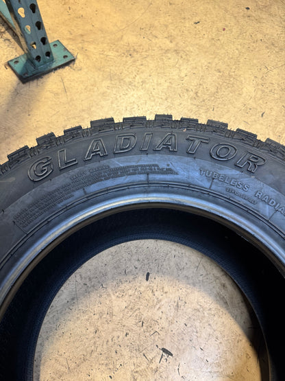 GLADIATOR QR900-MT BSW LT 33 12.5 18 120Q 10PLY MUD TERRAIN TIRE 1932258533