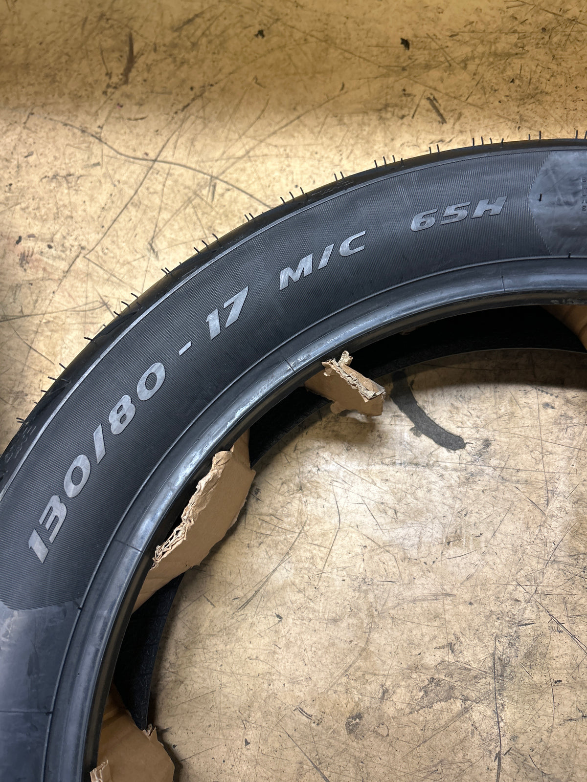 METZELER ROADTEC 01 BSW  130 80 17 65H REAR MOTORCYCLE TIRE O2H06WRPPU