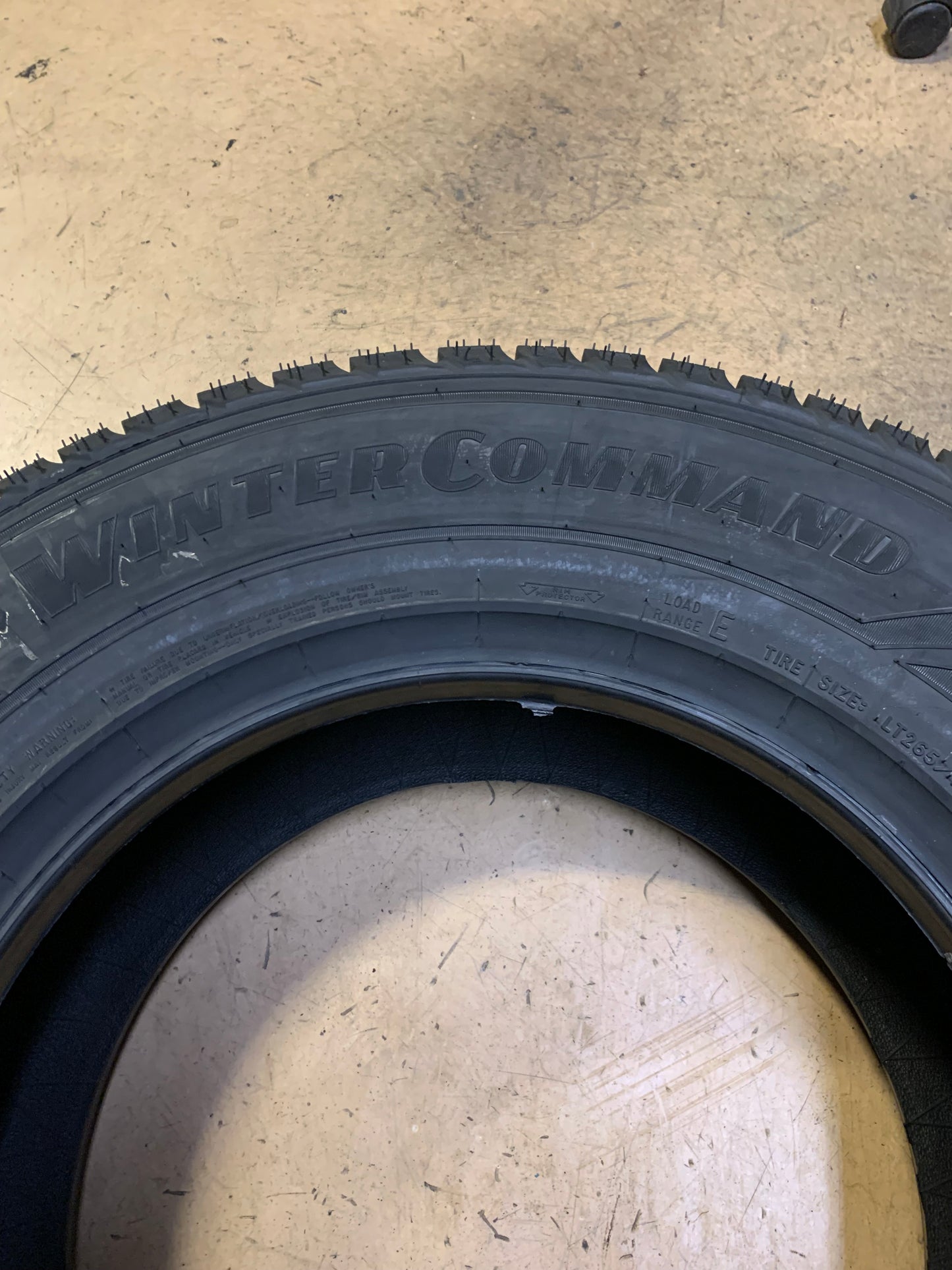 GOODYEAR WINTER COMMAND BSW LT 265 70 17 121/118Q 10PLY WINTER TIRE 184152786