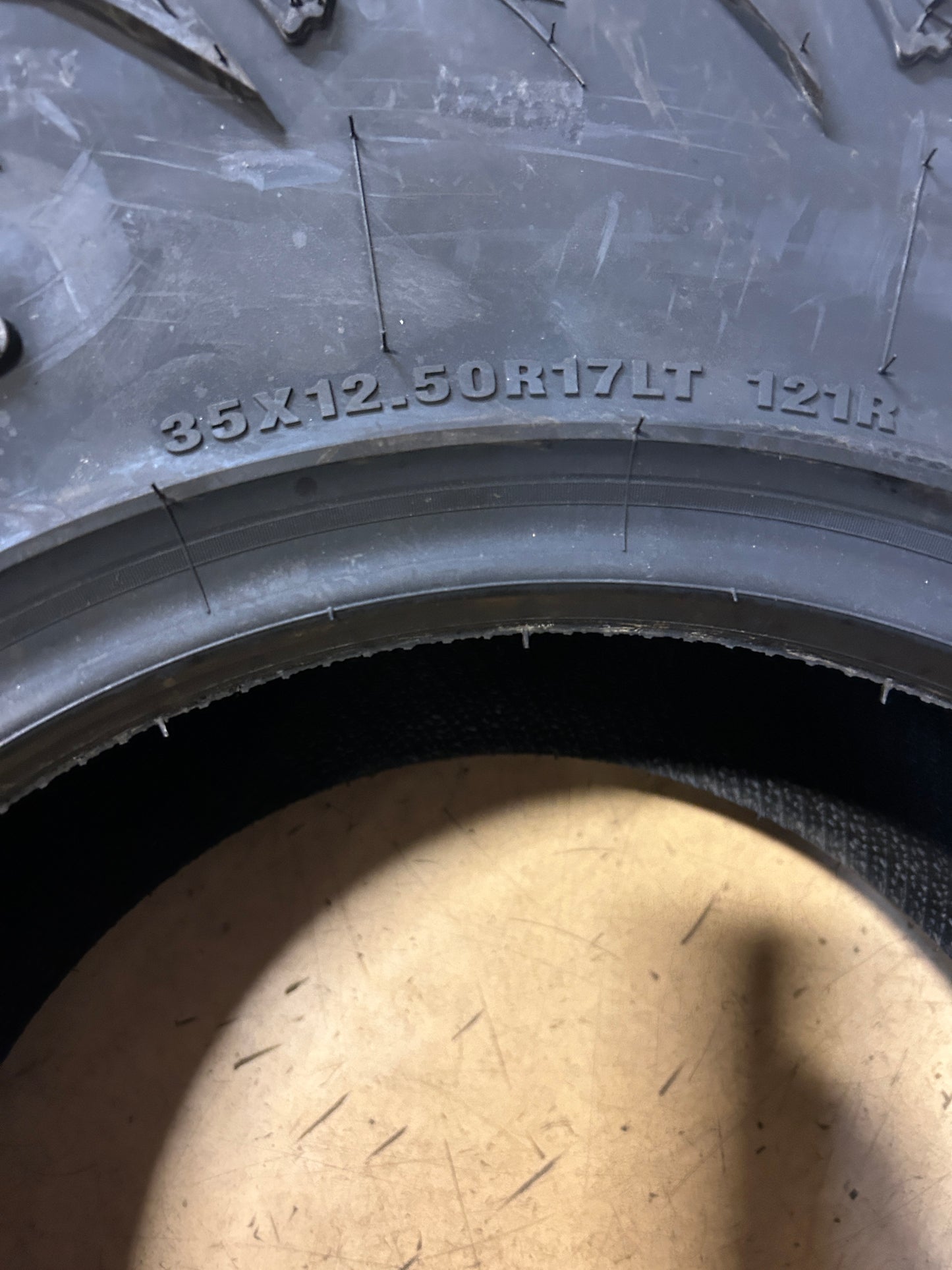 RADAR RENEGADE A/T PRO BSW LT 35 12.5 17 121R 10PLY ALL TERRAIN TIRE RACSTH0003