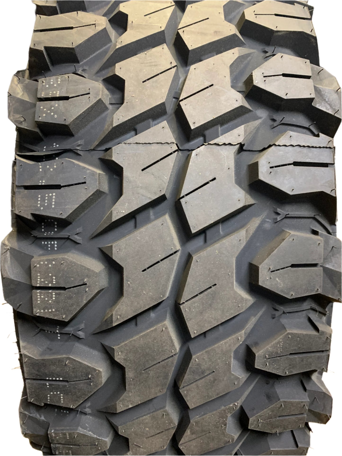 GLADIATOR XCOMP M/T BSW LT 35 12.5 22 121Q 12 PLY MUD TIRE 1932262354