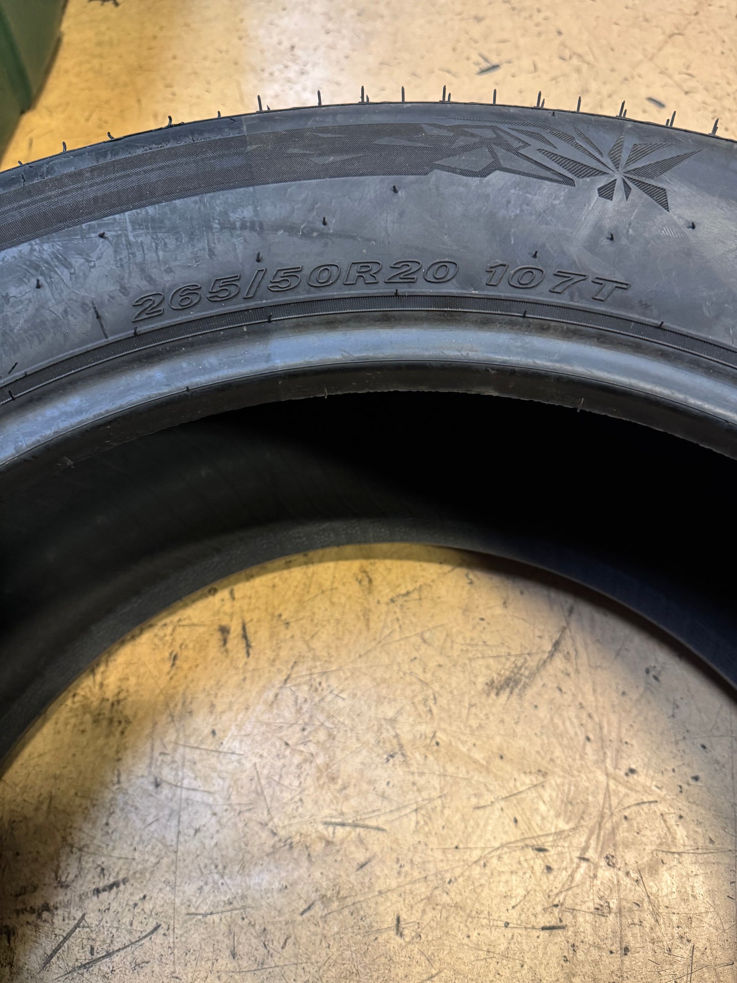 2 NEXEN WINGUARD WINSPIKE 3 BSW P 265 50 20 107T WINTER TIRE 11127NXK