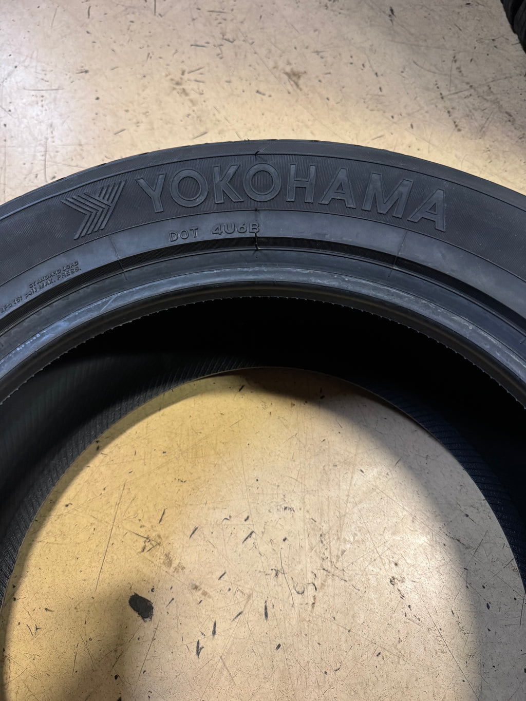YOKOHAMA AVID ASCEND GT BSW P 235 55 17 99H ALL SEASON TIRE 110132728