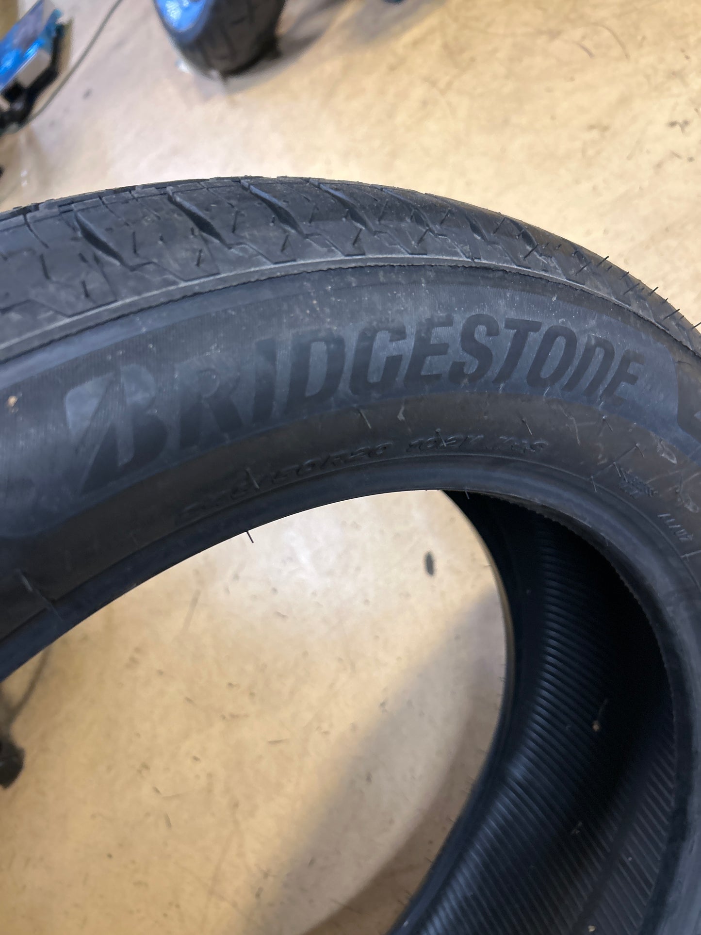 BRIDGESTONE ALENZA AS ULTRA BSW P 245 50 20 102V ALL SEASON TIRE 008346
