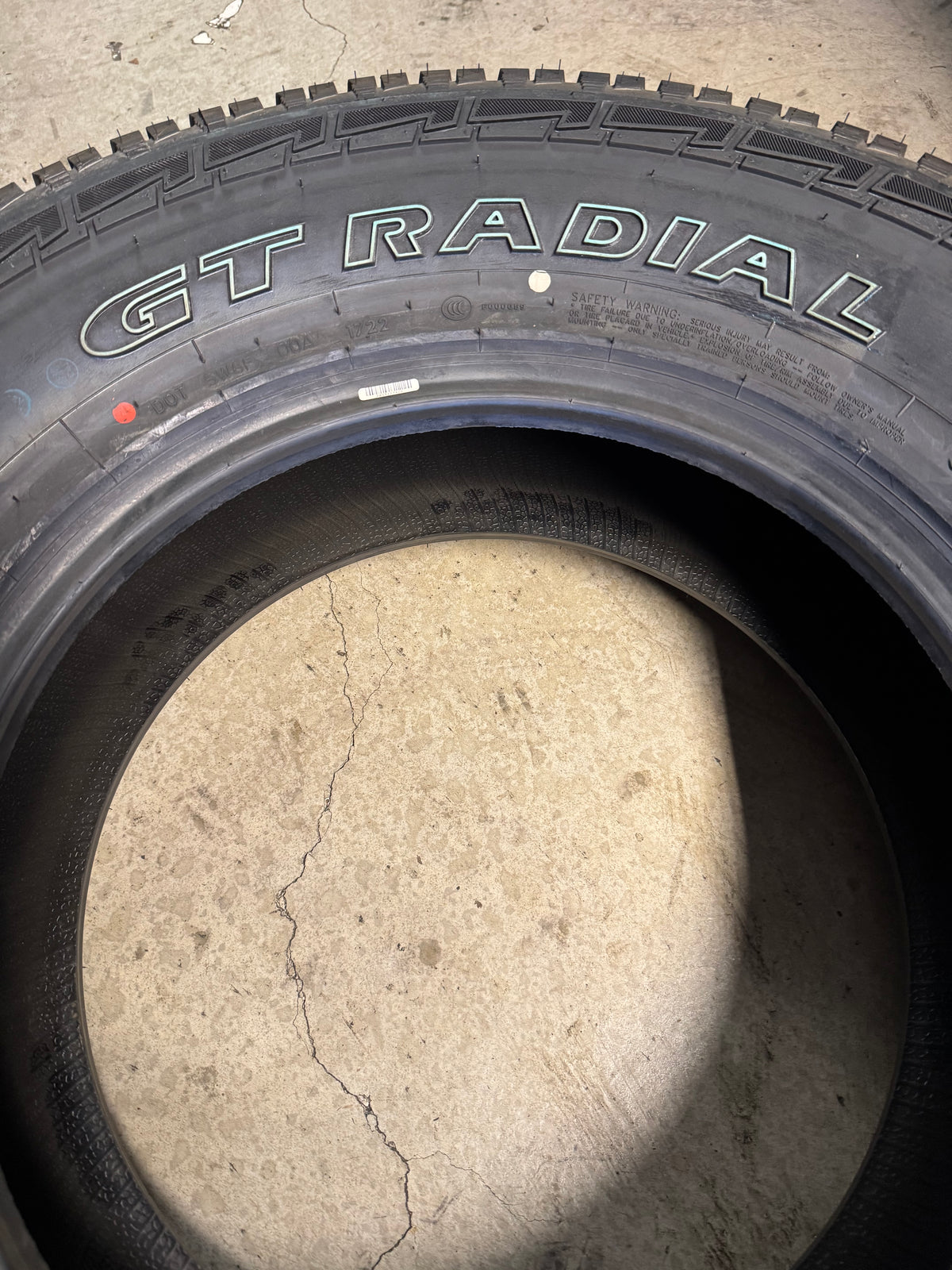 2 GT RADIAL ADVENTURO AT3 OWL LT 285 70 17 121/118S 10PLY ALL TERRAIN TIRE AS095