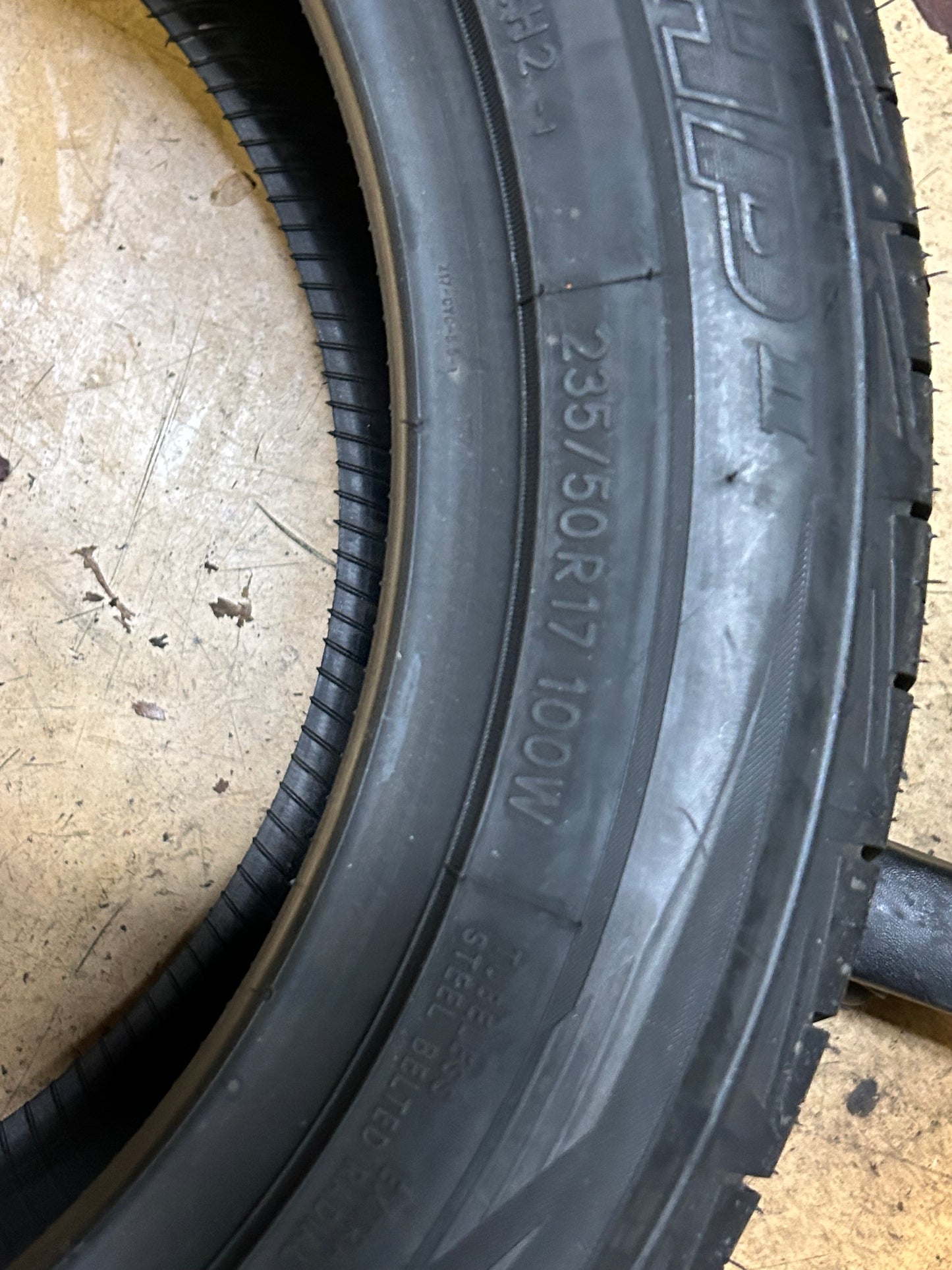 TOYO EXTENSA HP II BSW P 235 50 17 100W XL ALL SEASON TIRE 196630