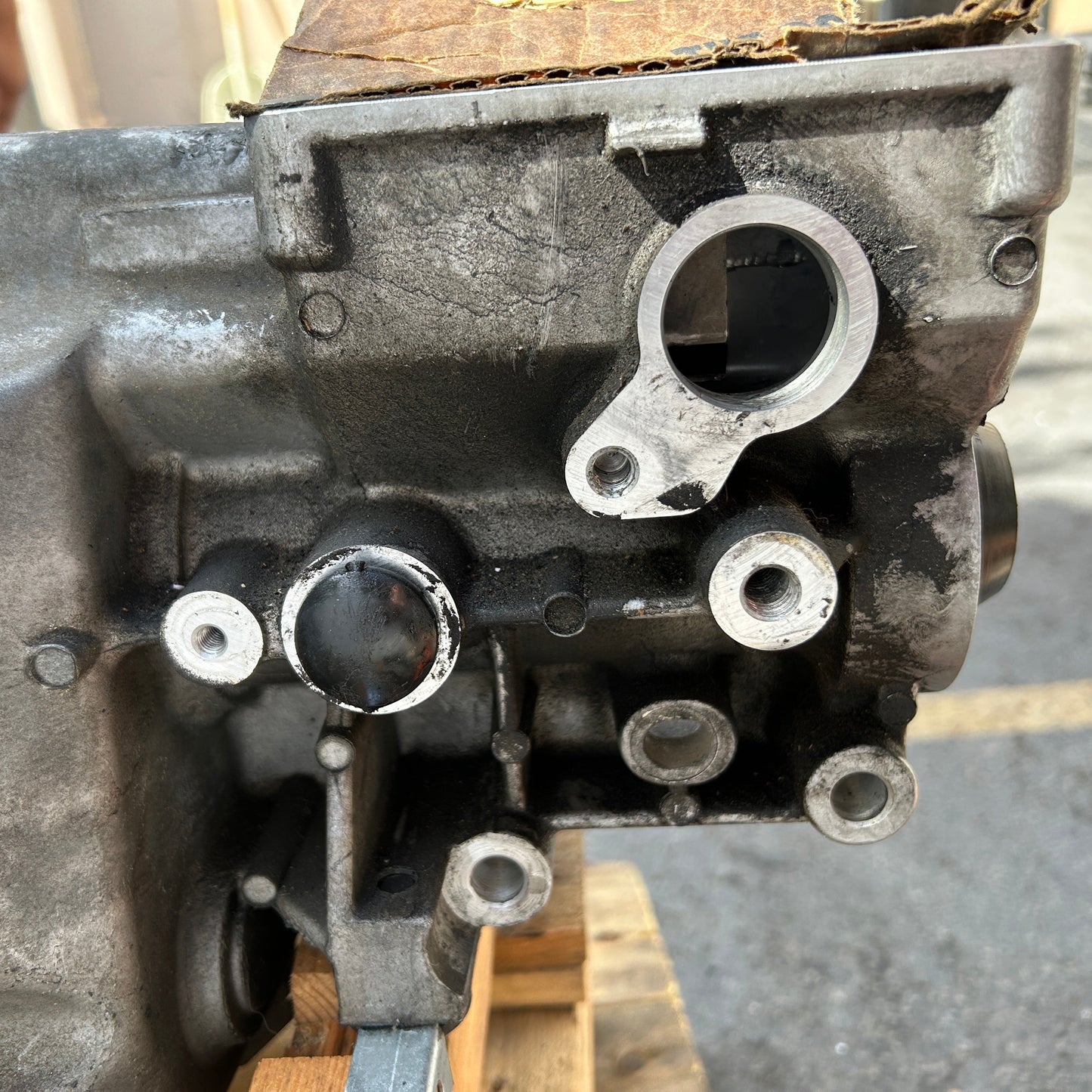 USED TREMEC T56 MAGNUM-F 6-SPEED MANUAL TRANSMISSION 2552099