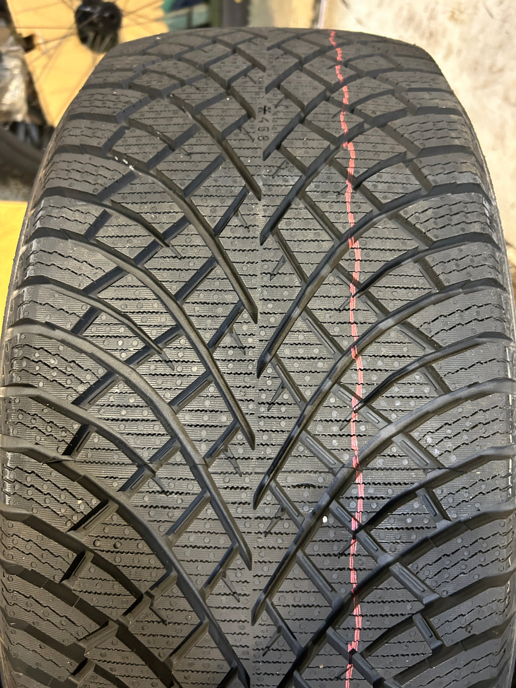 2 NOKIAN HAKKAPELIITTA R5 SUV BSW P 255 55 18 109R XL WINTER TIRE T432213