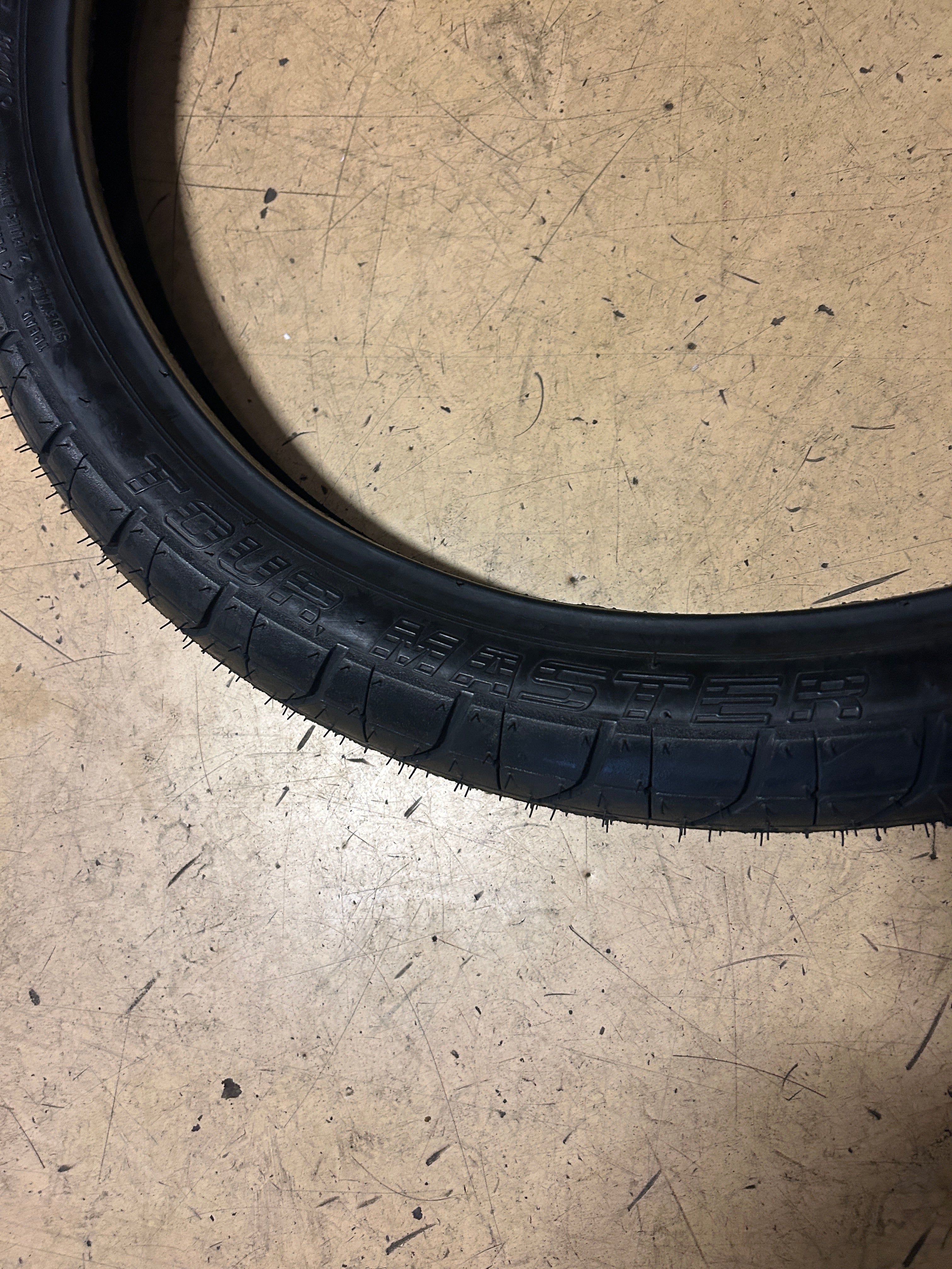 SHINKO 230 TOUR MASTER BSW 80 90 21 48H FRONT MOTORCYCLE TIRE 874167