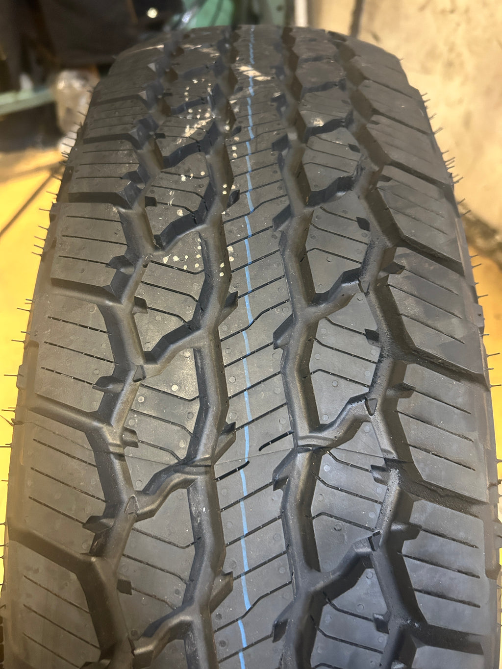 FIRESTONE DESTINATION A/T2 BSW P 245 75 17 112S  ALL TERRAIN TIRE 013915
