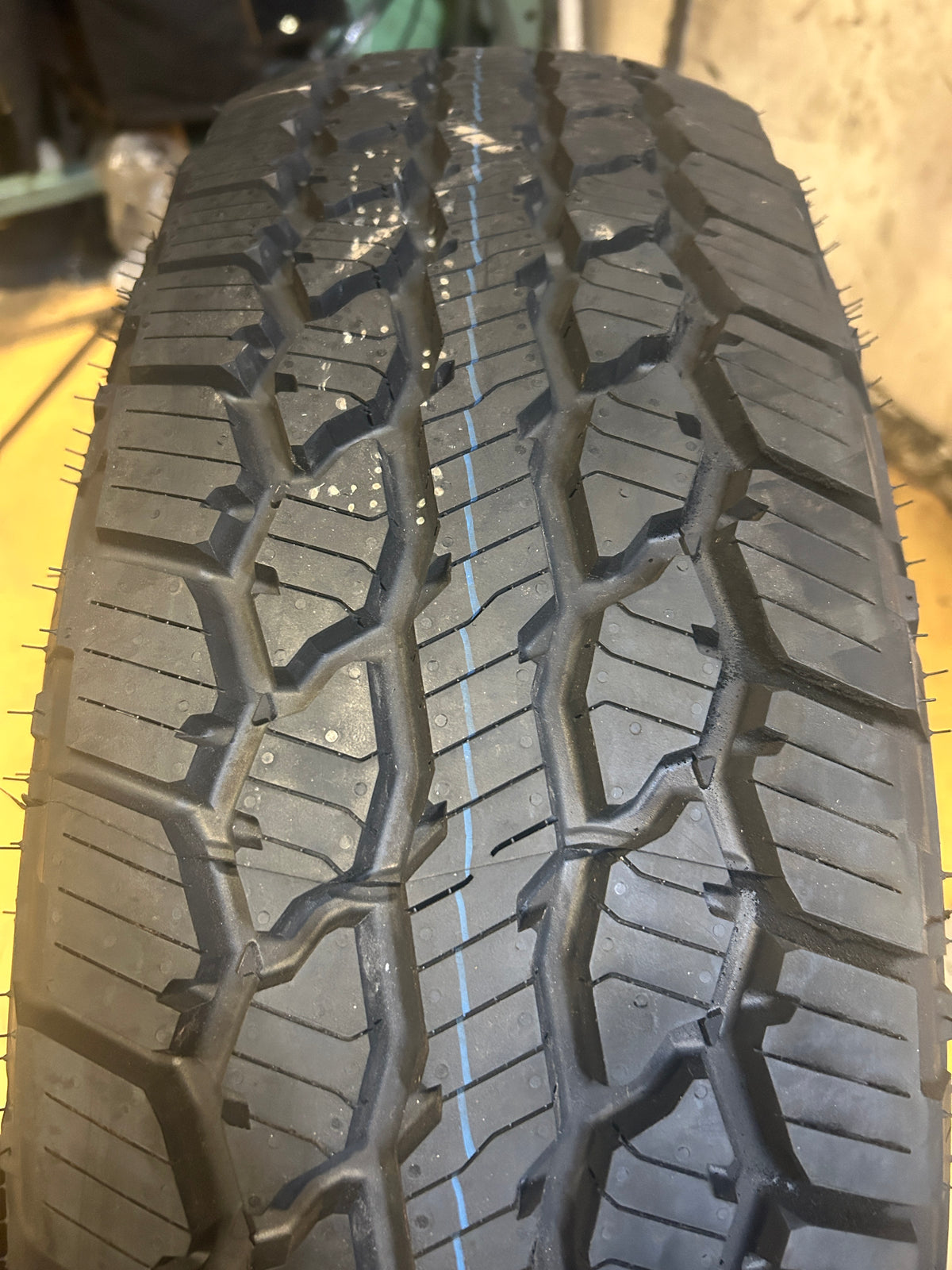 FIRESTONE DESTINATION A/T2 BSW P 245 75 17 112S  ALL TERRAIN TIRE 013915