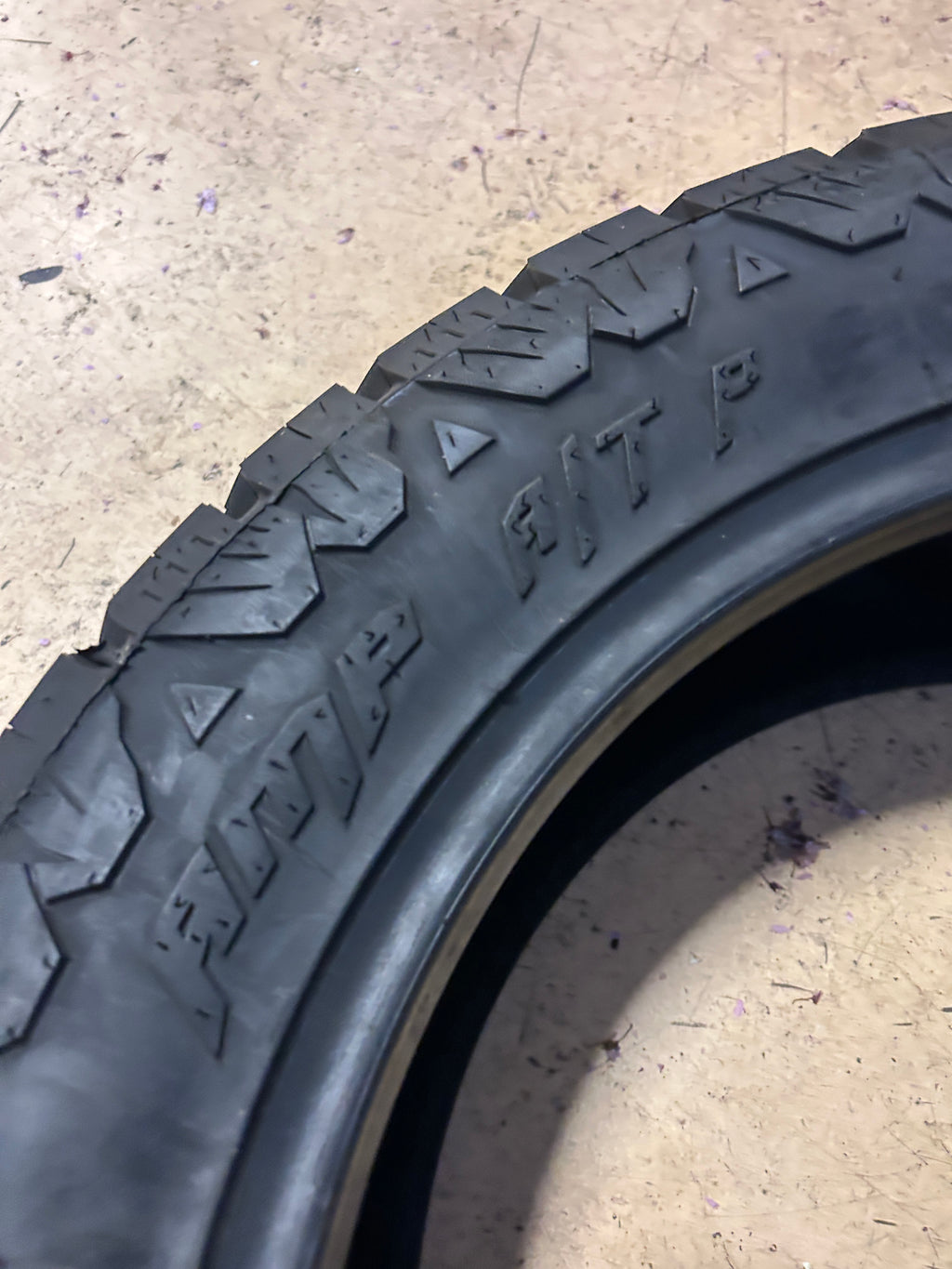 AMP TERRIAN PRO A/T BSW P LT 285 55 22 124/121R 10PLY TIRE 2855522AMPCA2