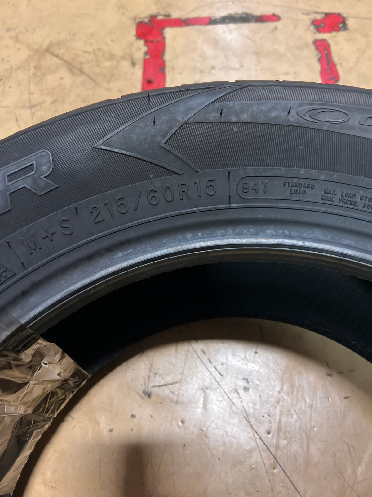 NEW COOPER EVOLUTION WINTER P 215 60 16 94T SL SNOW TIRE 90000029777