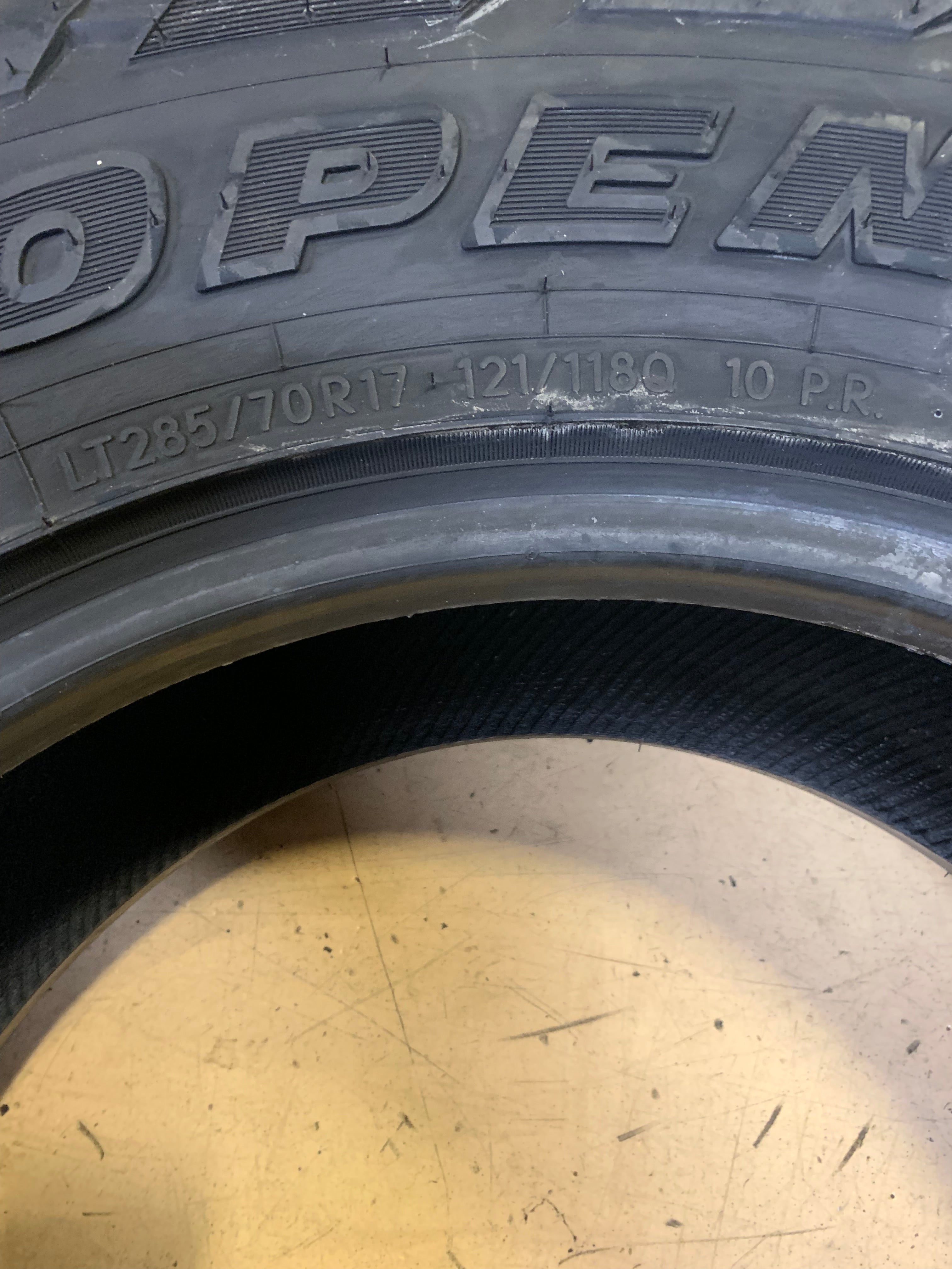 (KSL ONLY) NOS TOYO OPEN COUNTRY R/T BSW LT 285 70 17 121/118Q 10 PLY ALL TERRAIN TIRE 350160