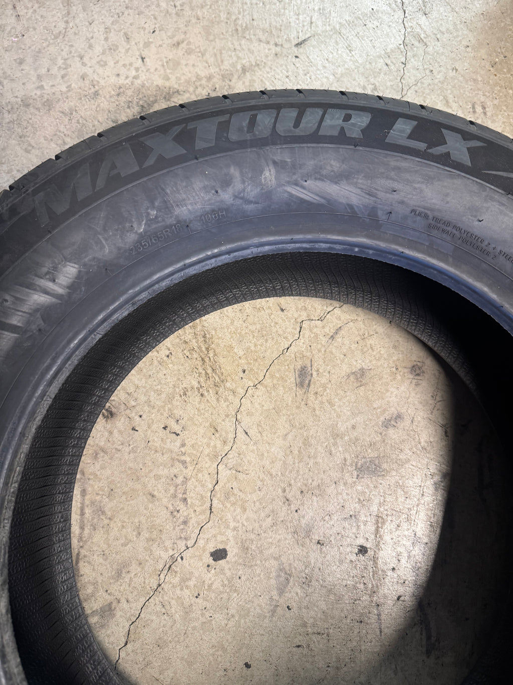 GT RADIAL MAXTOUR LX BSW P 235 65 18 106H ALL SEASON TIRE 100UA3554
