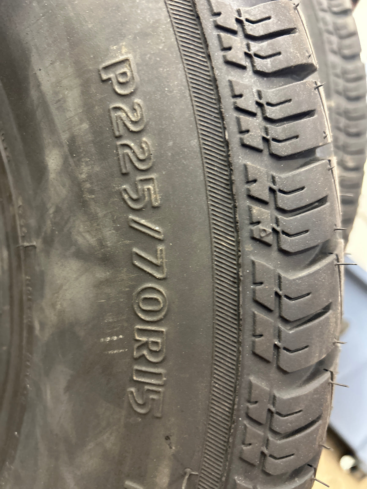 2 MASTERCRAFT AVENGER G/T P 225 70 15 100T RWL TOURING TIRE 174011001