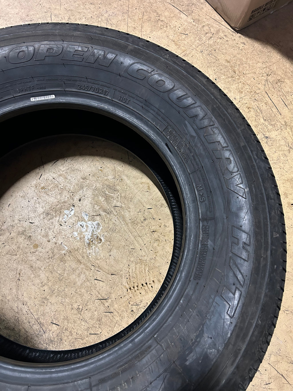 USED 11/32" TOYO OPEN COUNTRY H/T BSW P 245 70 17 110T HIGHWAY TIRE 364800