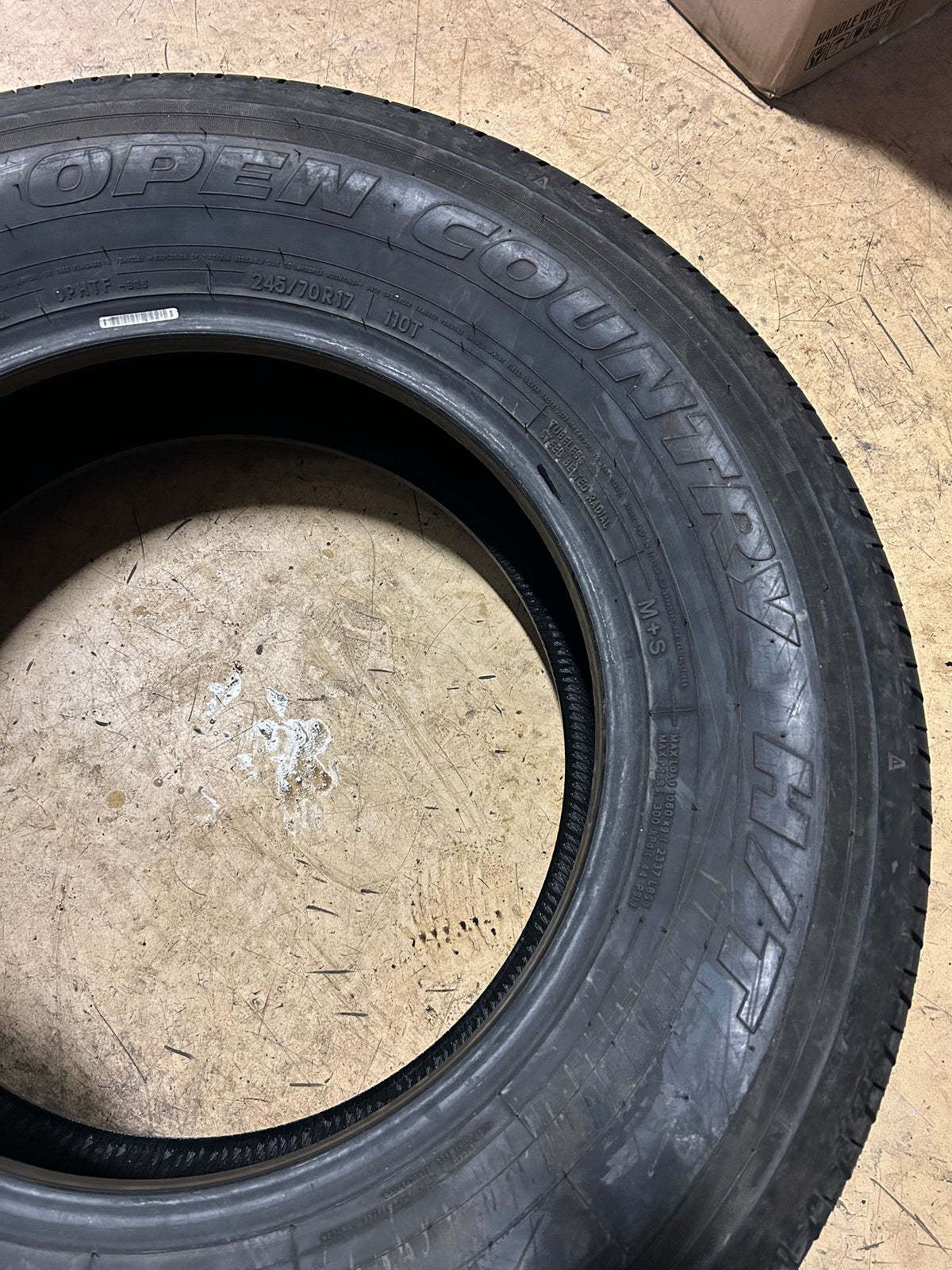 USED 11/32" TOYO OPEN COUNTRY H/T BSW P 245 70 17 110T HIGHWAY TIRE 364800