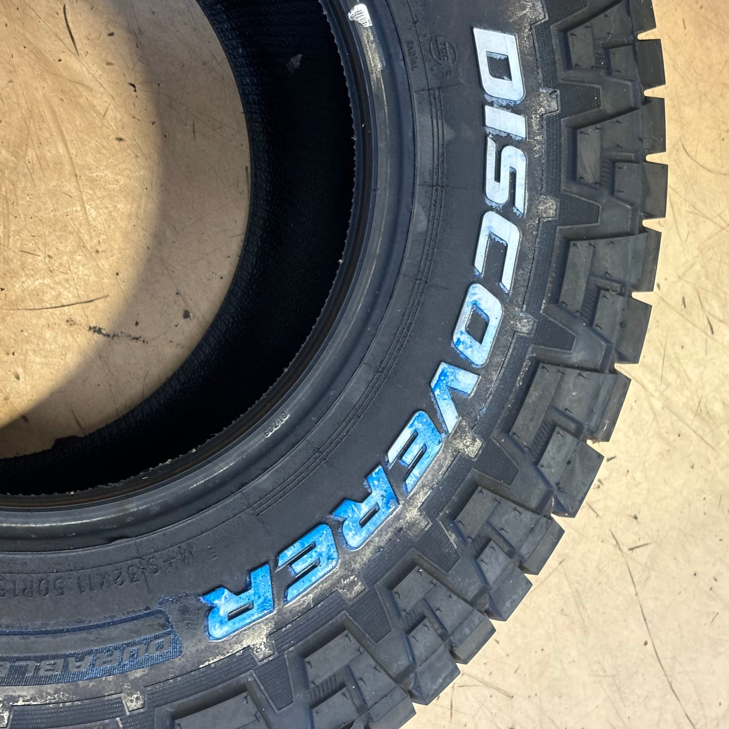 COOPER DISCOVERER AT3 XLT RWL LT 32 11.5 15 113R LRC 6PLY ALL TERRAIN TIRE 170027027