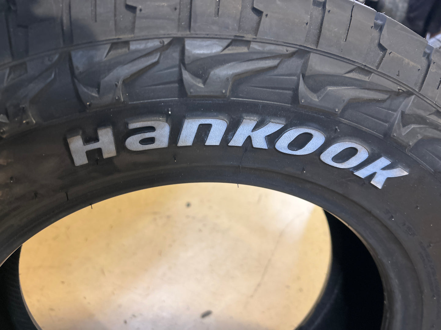 2 HANKOOK DYNAPRO AT2 XTREME RWL P 245 65 17 111T XL ALL TERRAIN TIRE 1029784