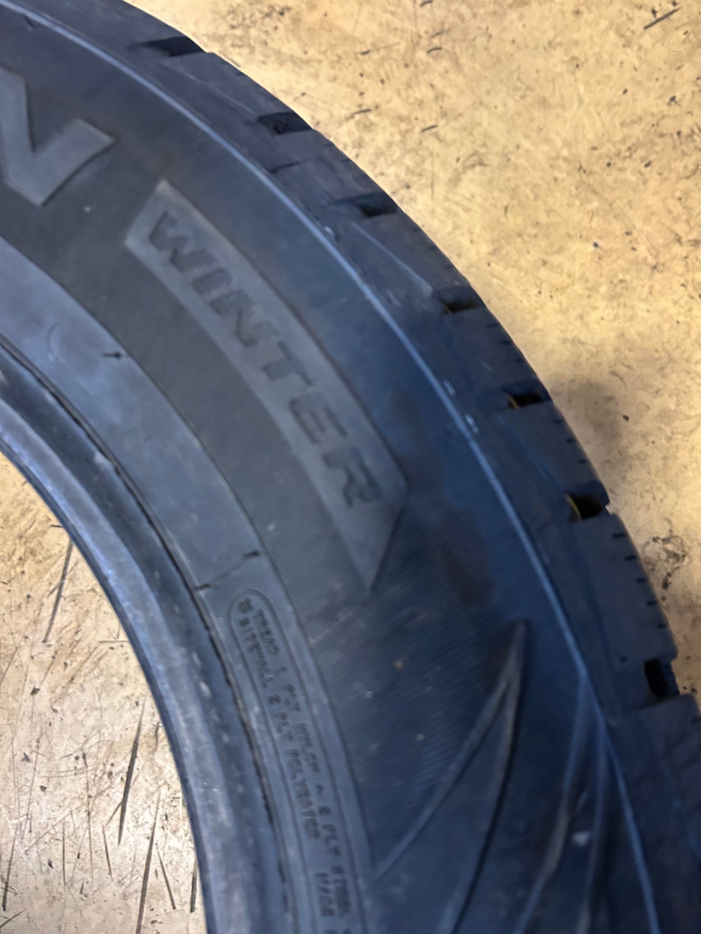 COOPER EVOLUTION WINTER BSW P 195 65 15 95T XL WINTER TIRE 166127006