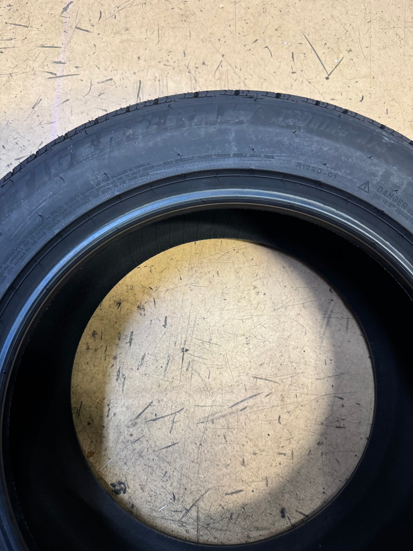 UNIROYAL TIGER PAW TOURING A/S BSW P 215 55 16 97V XL ALL SEASON TIRE 59548
