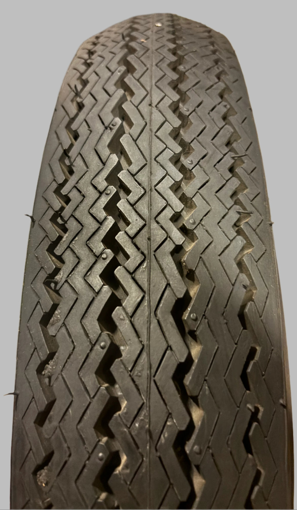 GOODYEAR CUSTOM SUPER CUSHION T-3 1” WHITE WALL 6.7 15 4PLY CLASSIC ALL SEASON  TIRE 643136