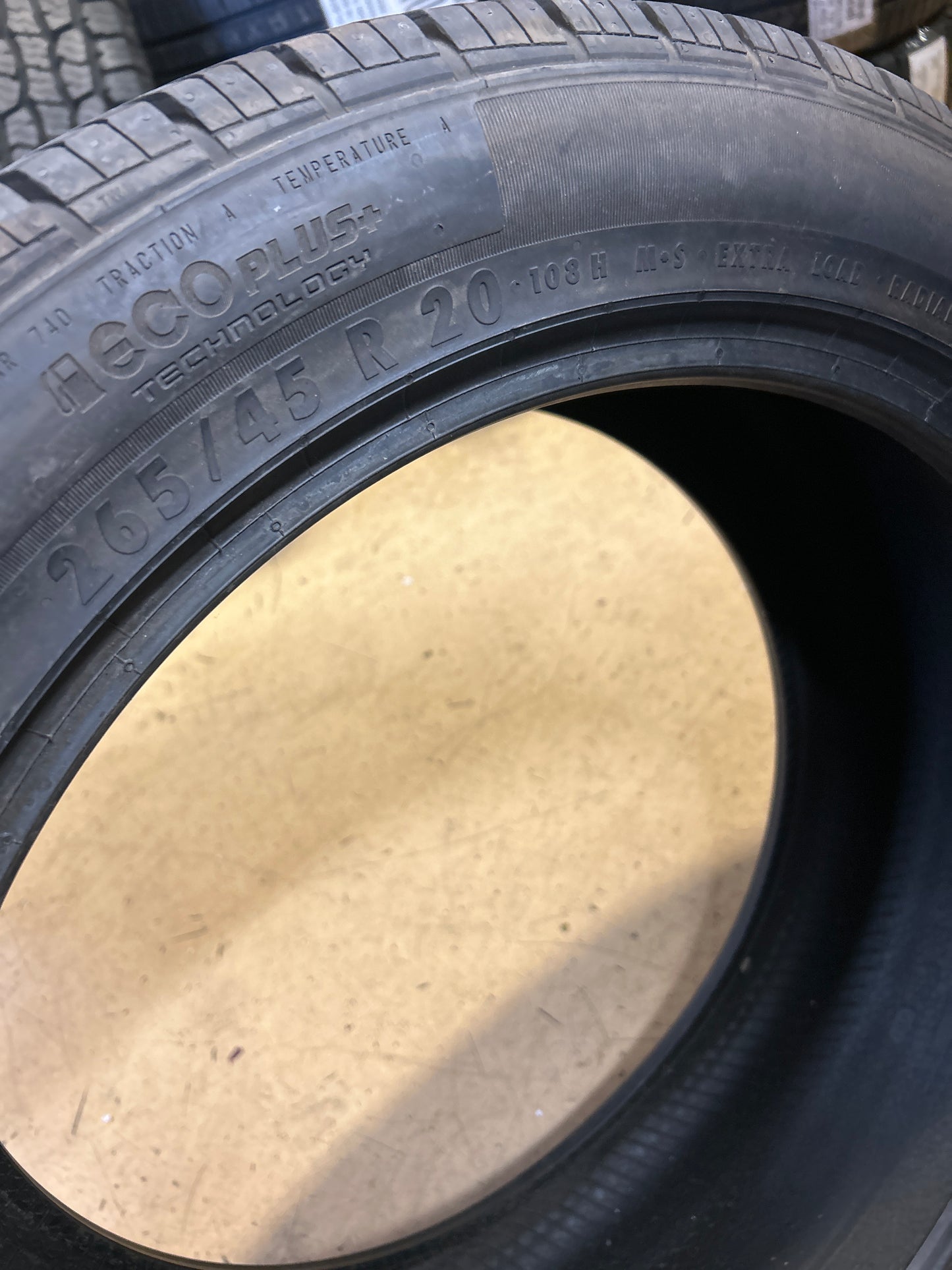USED CONTINENTAL CROSSCONTACT LX25 BSW P 265 45 20 108H XL ALL SEASON TIRE 15492500000