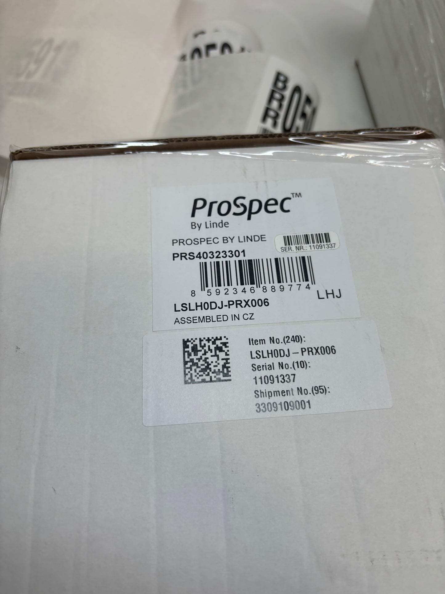 PROSPEC BY LINDE GAS REGULATOR MAX 300PSI MODEL PRS40323301 SERIAL:11091337