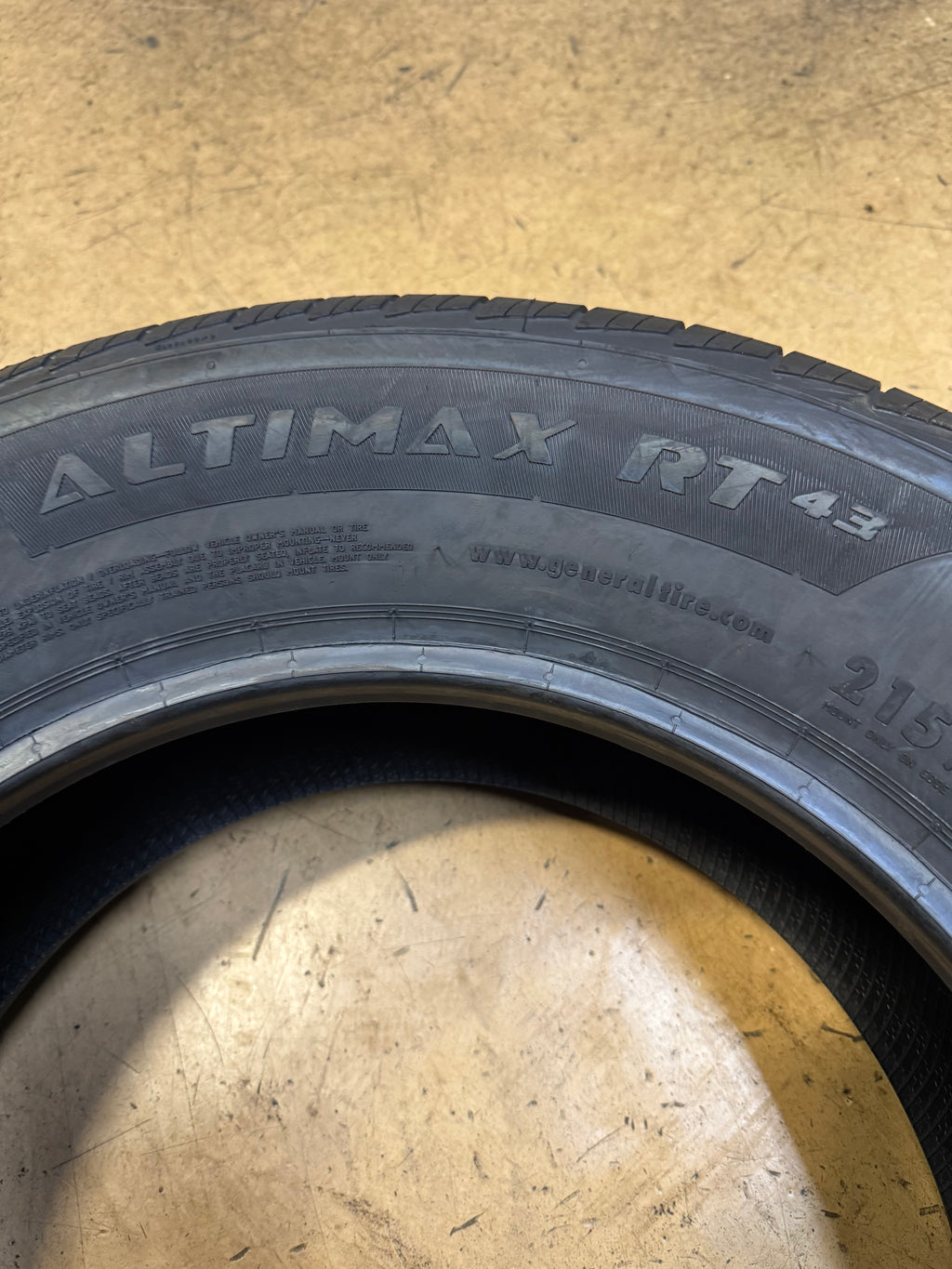 GENERAL ALTIMAX RT43 BSW P 215 70 16 100H HIGHWAY TERRAIN TIRE 15495070000