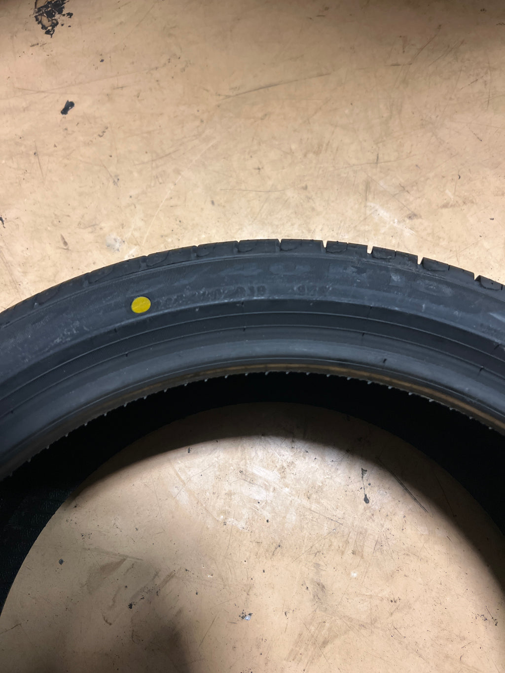 PIRELLI CINTURATO P7 RFT BMW P 225 40 18 92Y XL UHP TIRE 2462500