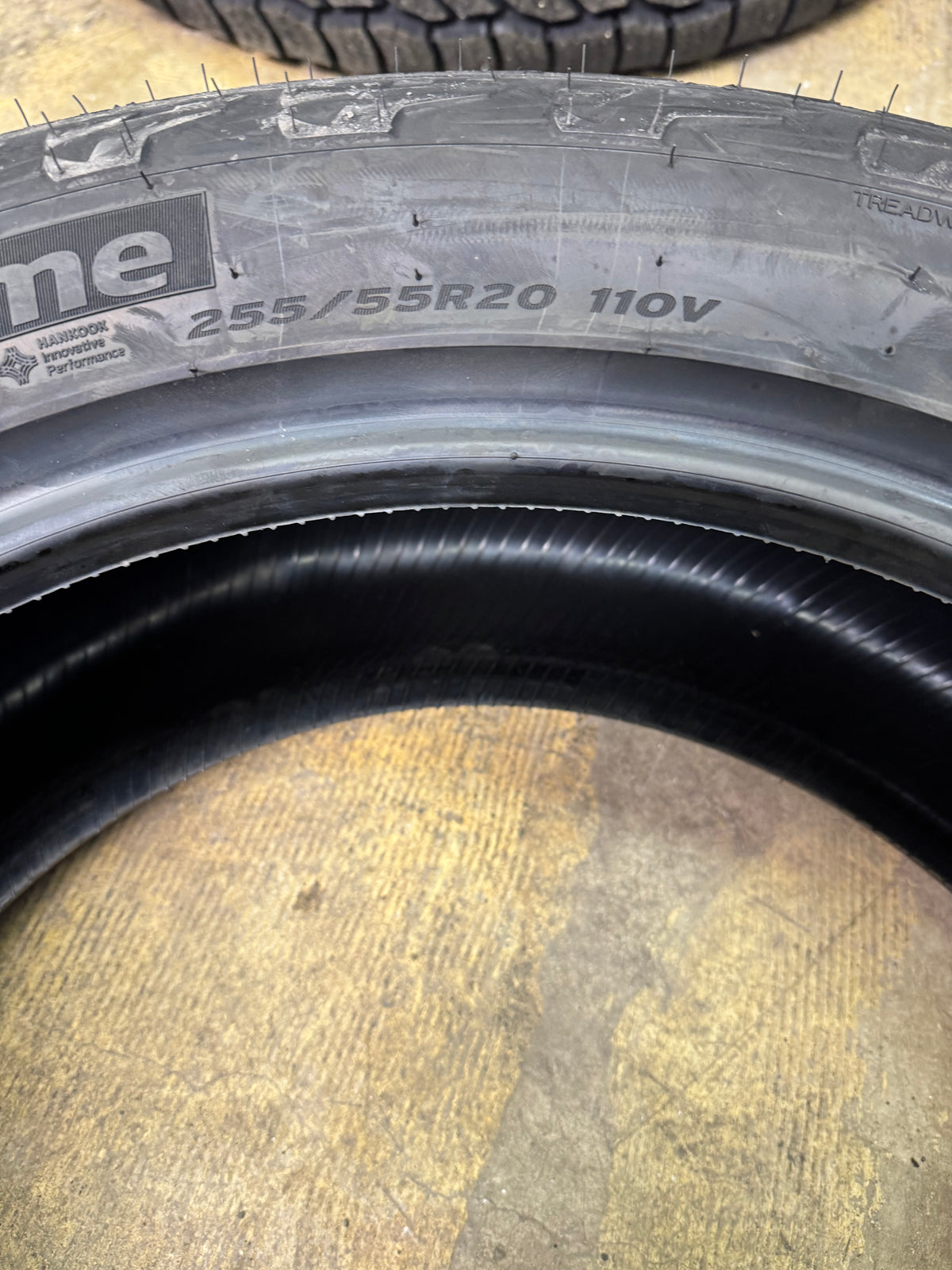 HANKOOK DYNAPRO AT2 XTREME BSW P 255 55 20 110V XL ALL TERRAIN TIRE 1035300