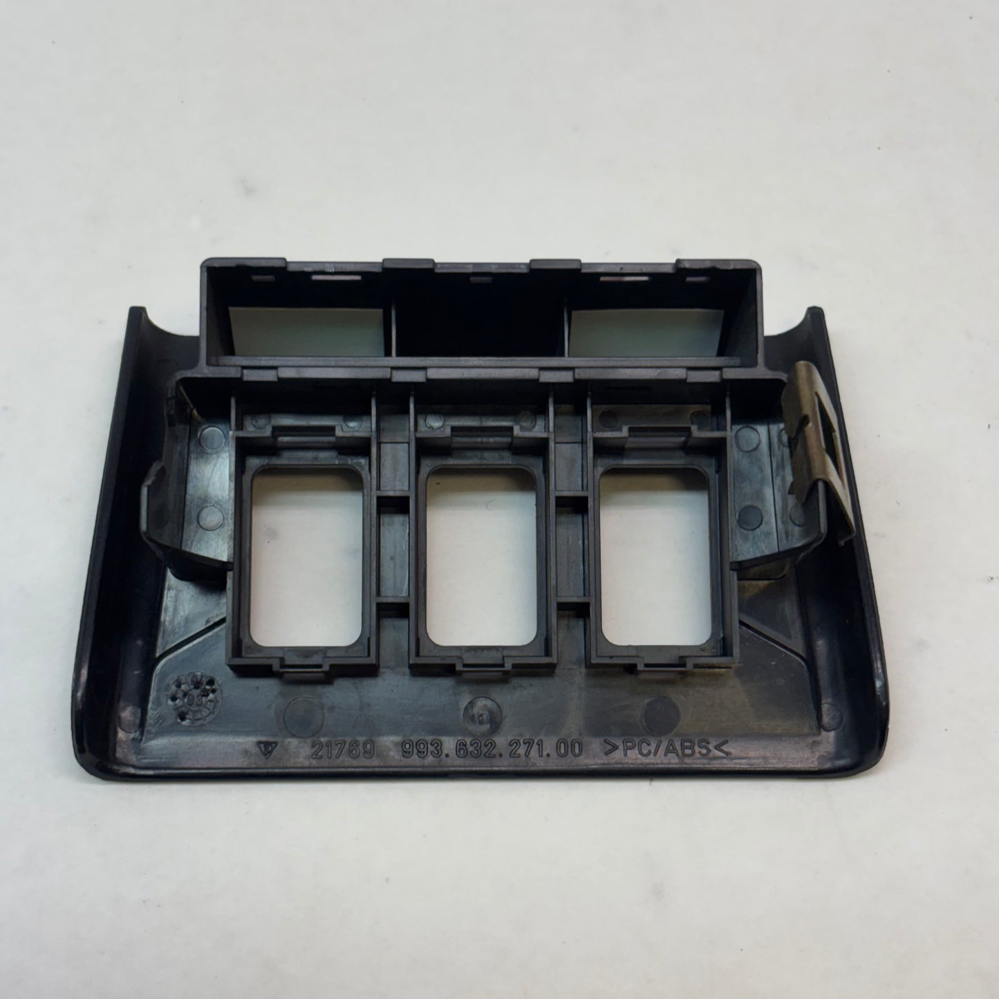 DAMAGED GENUINE PORSCHE 911 LOWER CENTER SWITCH CONSOLE COVER 99363227100