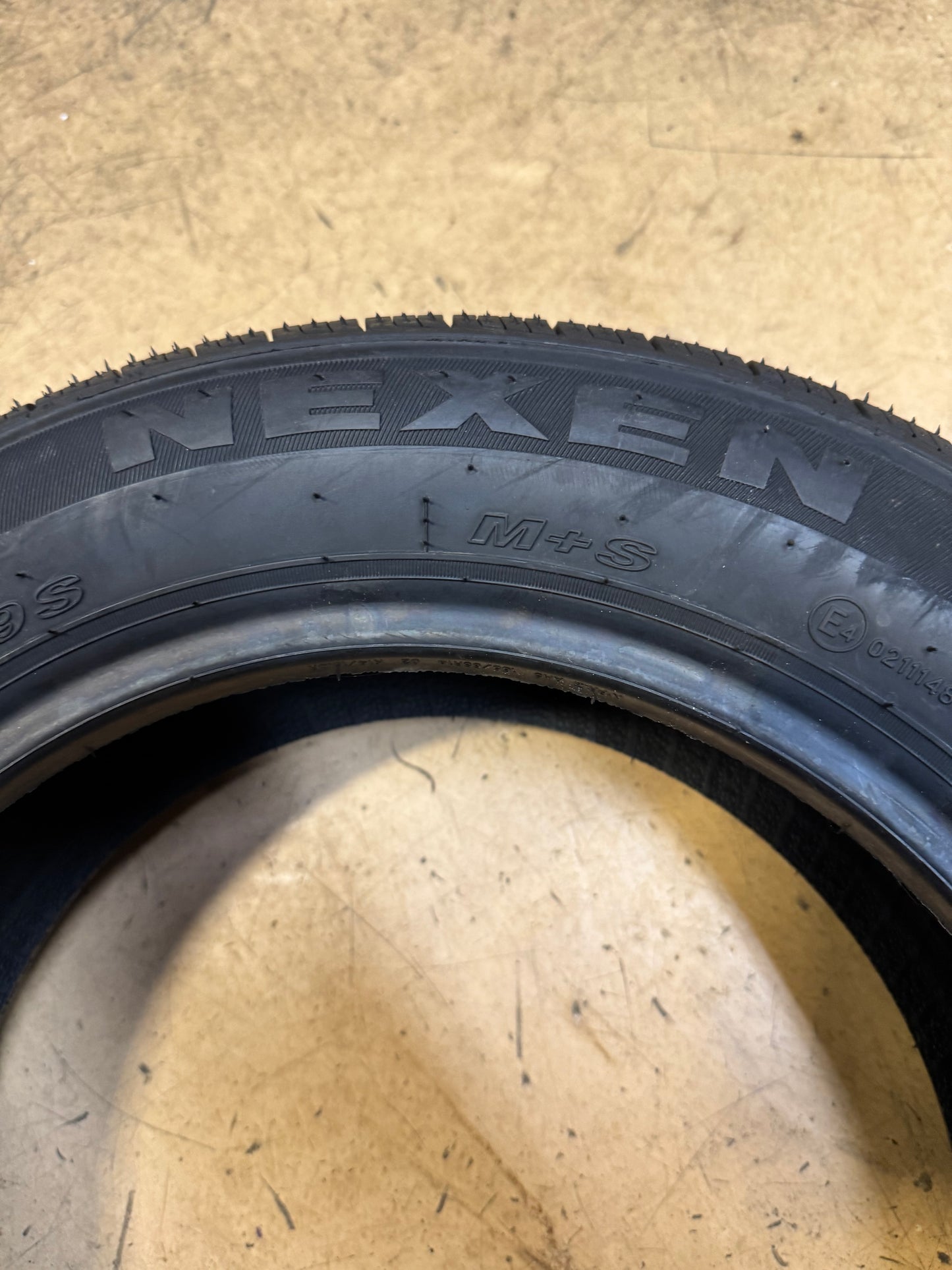 NEXEN NPRIZ AH5 BSW P 165 65 14 79S ALL SEASON TIRE 16406NXK