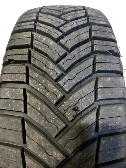 MICHELIN AGILIS CROSSCLIMATE DT P 235 65 16C 121/119R 10PLY ALL SEASON TIRE 12816