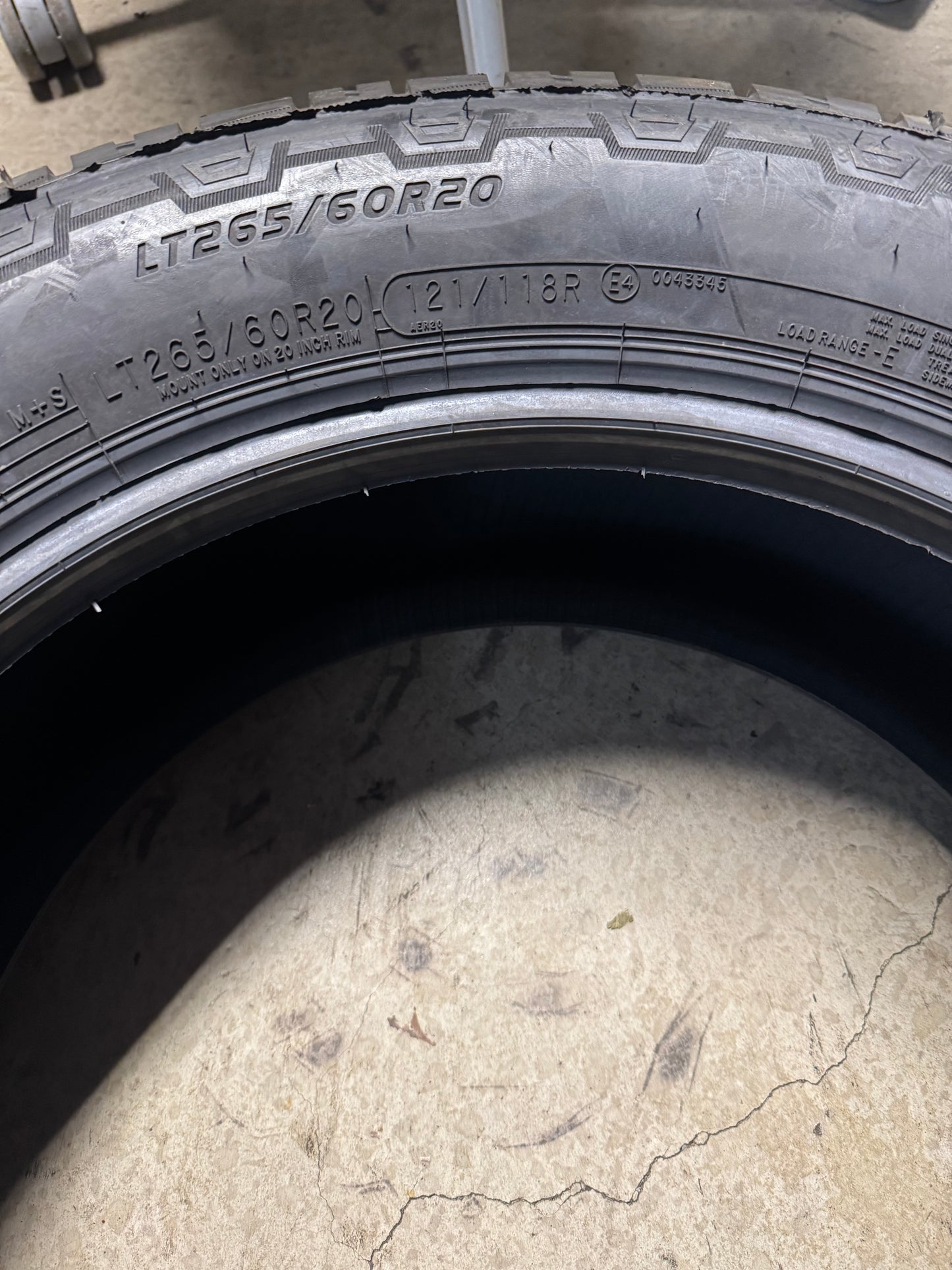 IRONMAN ALL COUNTRY AT2 BSW LT 265 60 20 121/118R 10PLY ALL TERRAIN TIRE 7710