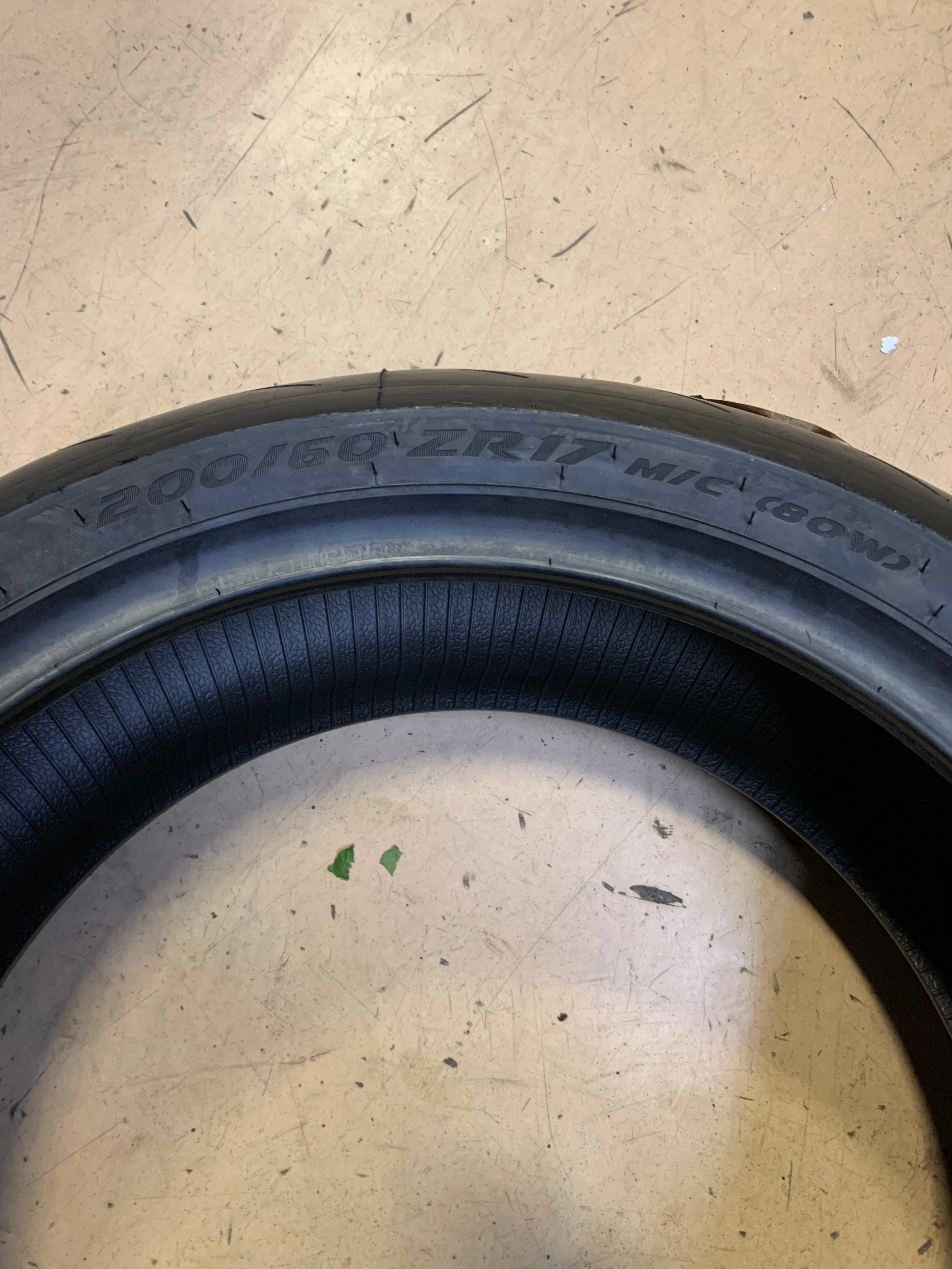 PIRELLI DIABLO ROSSO IV BSW  200 60 17 80W REAR MOTORCYCLE TIRE 4074700